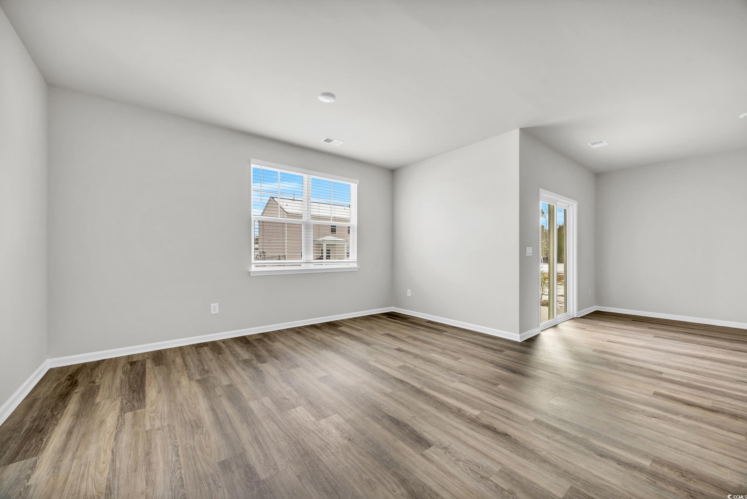 275 Columbus St. Property Photo 27