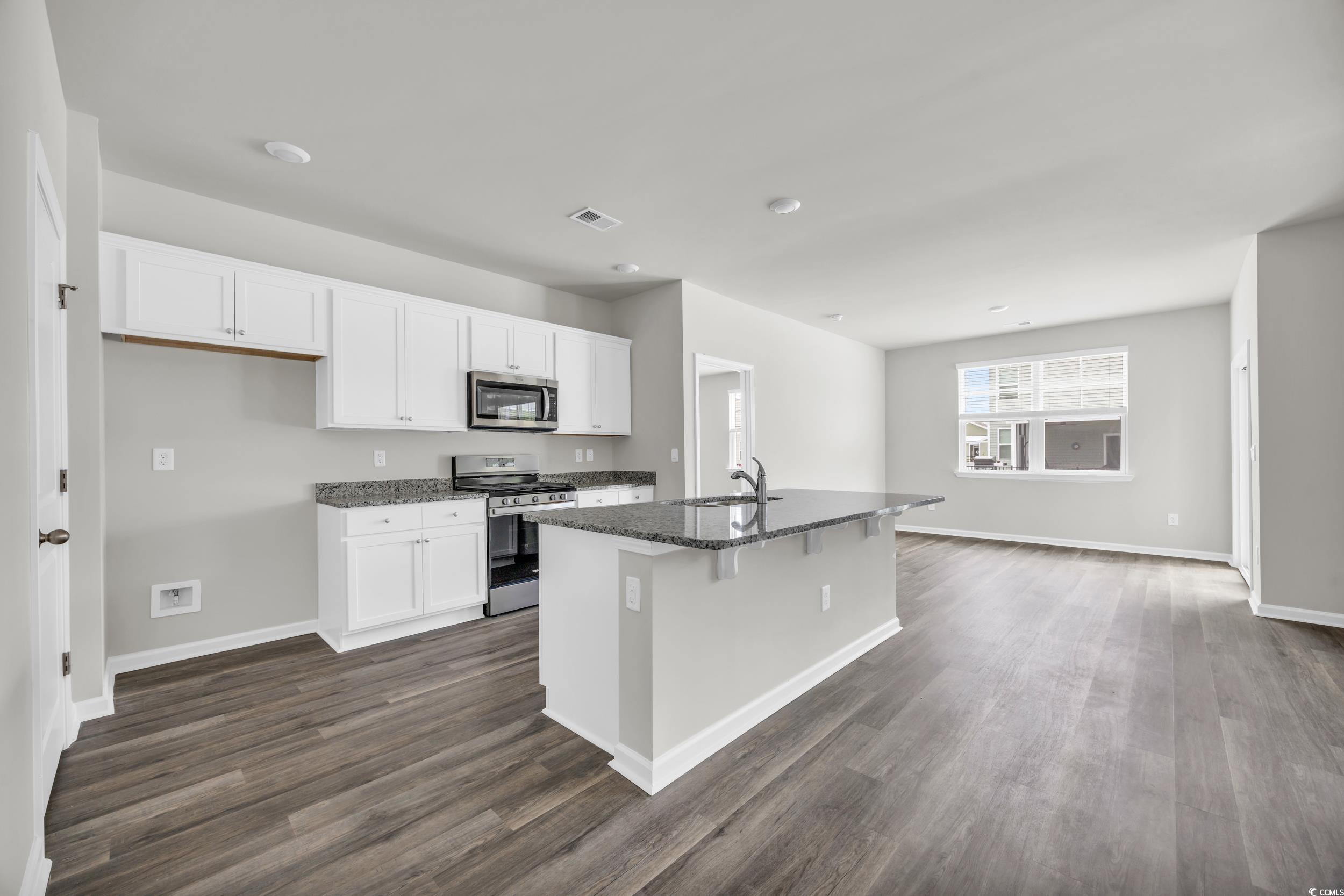 281 Columbus St. Property Photo 2