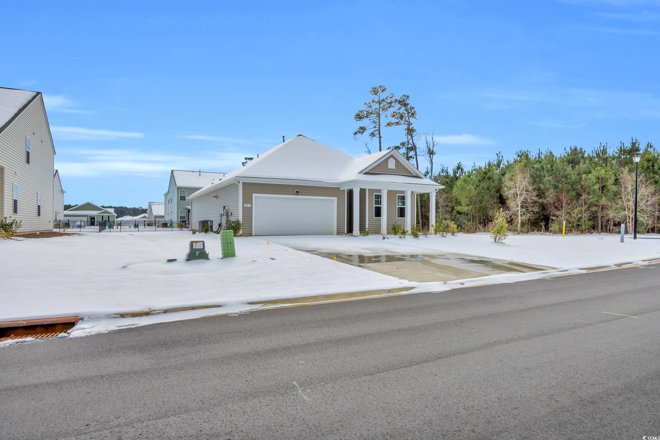 281 Columbus St. Property Photo 6