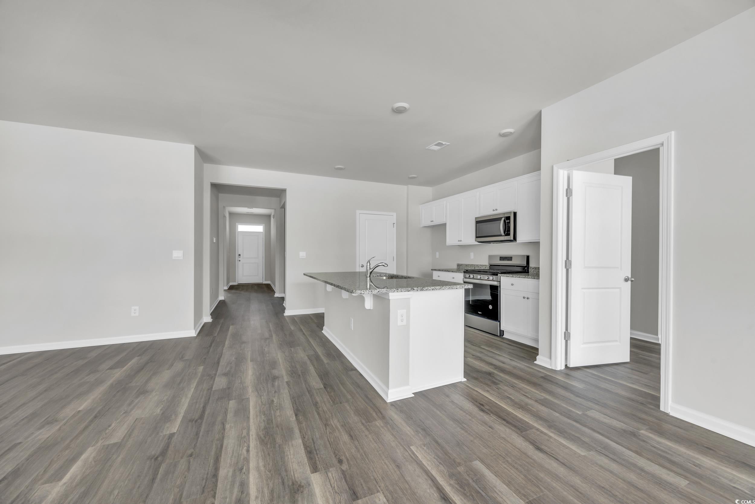 281 Columbus St. Property Photo 19