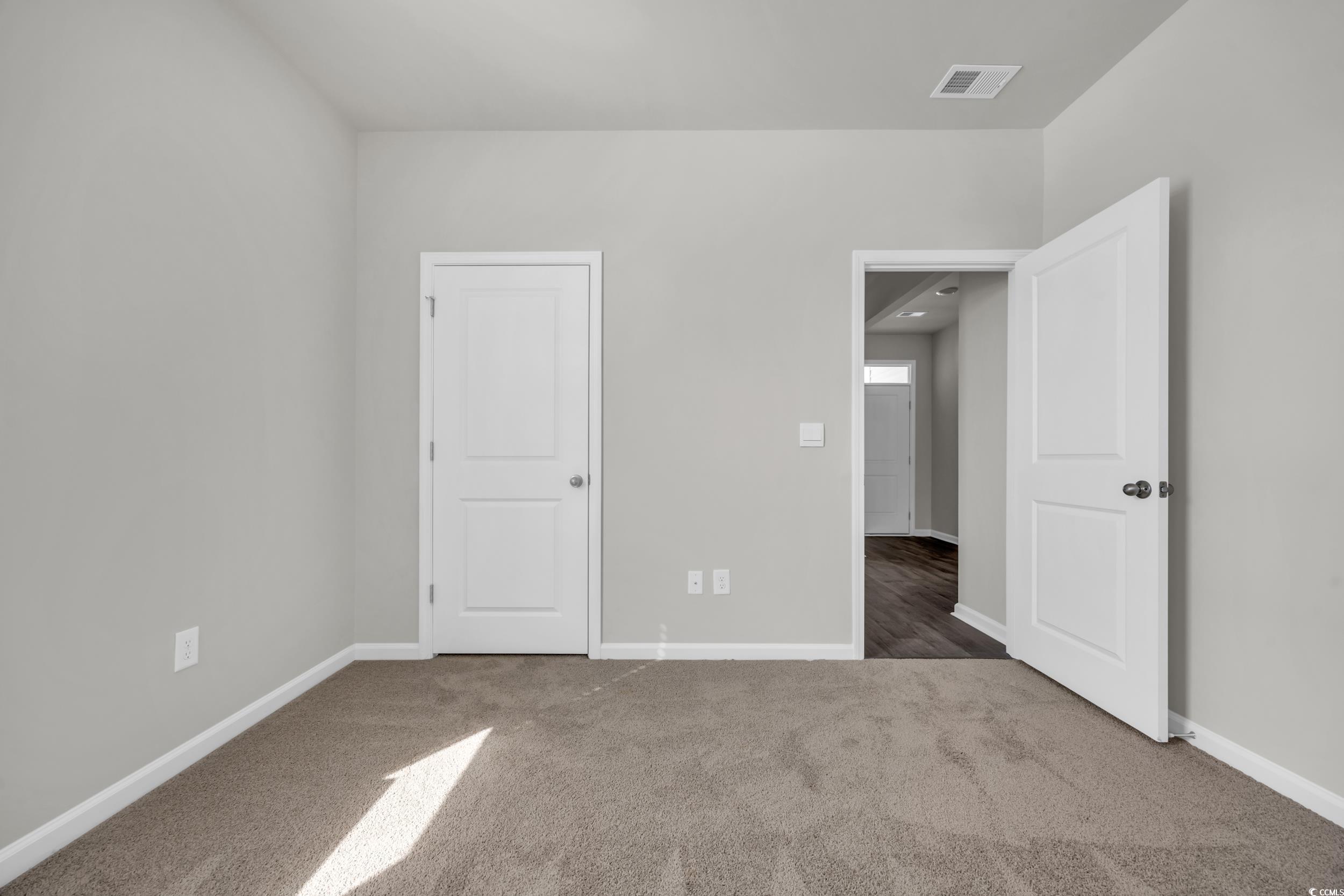 708 Canton St. Property Photo 16