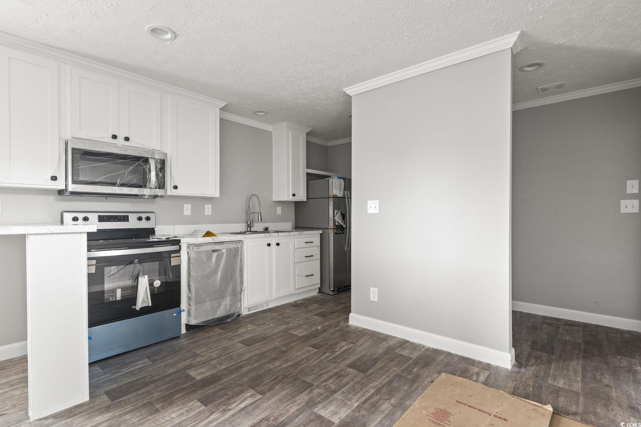 1533 Sand Dollar Ln. Property Photo 8