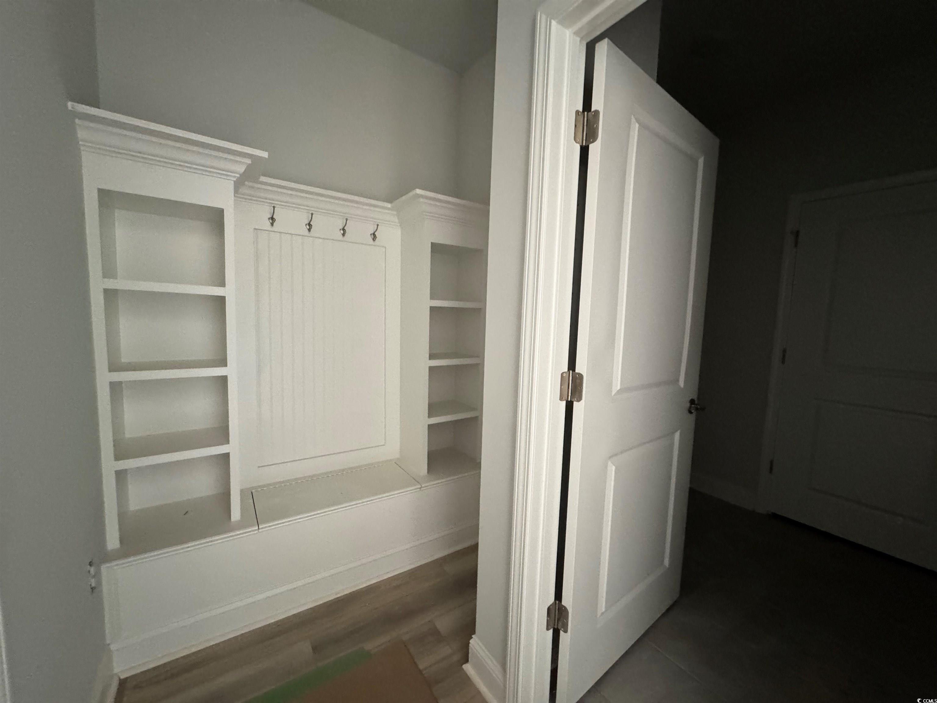 1245 Crested Iris Way Property Photo 5