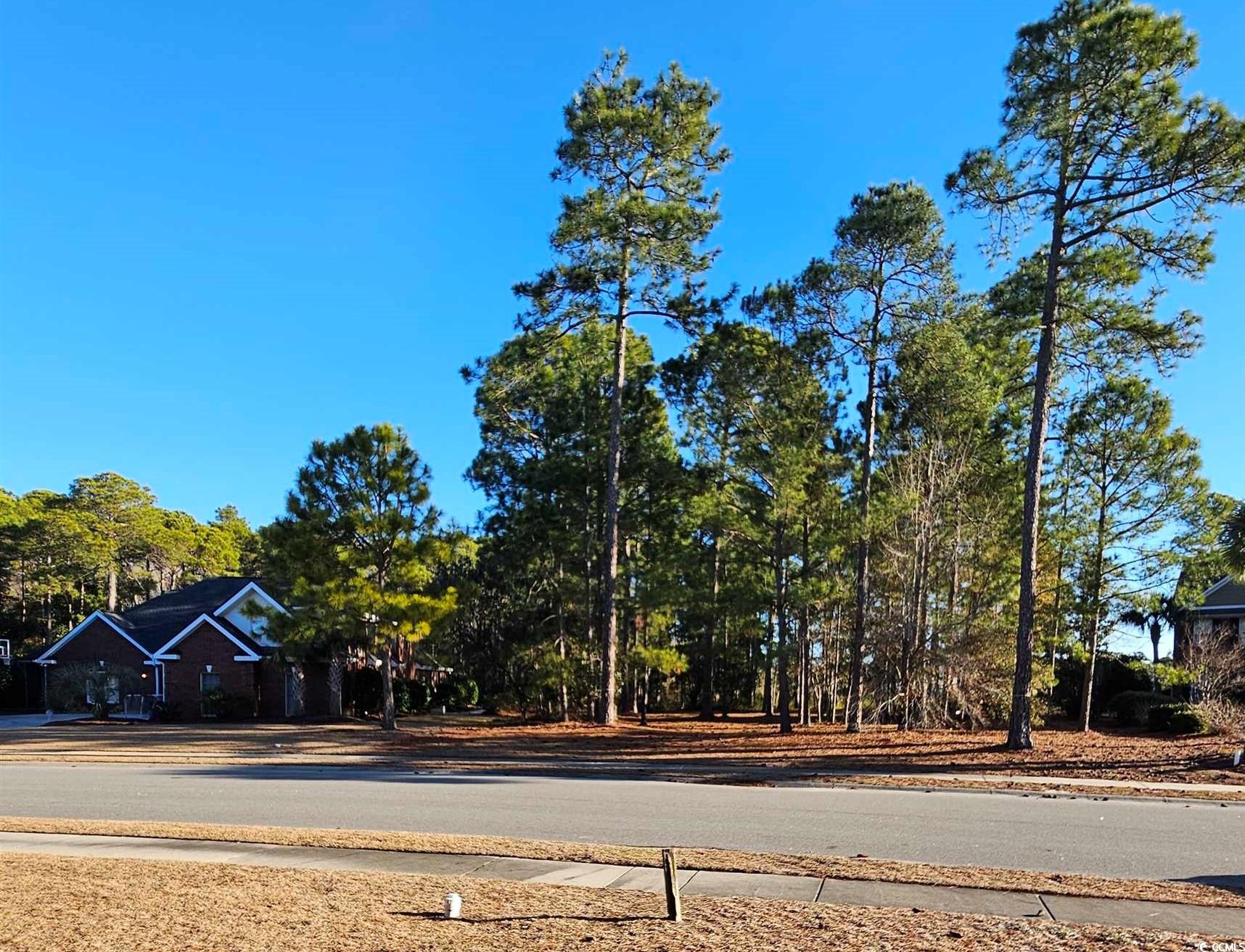 558 Oxbow Dr. Property Photo 3