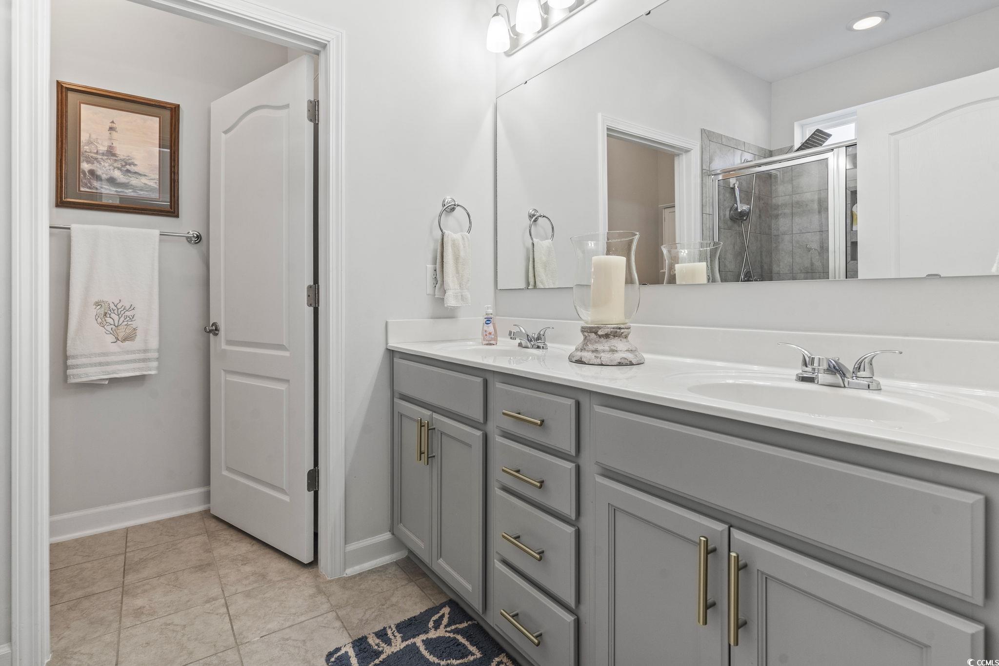 901 Queensferry Ct. Property Photo 24