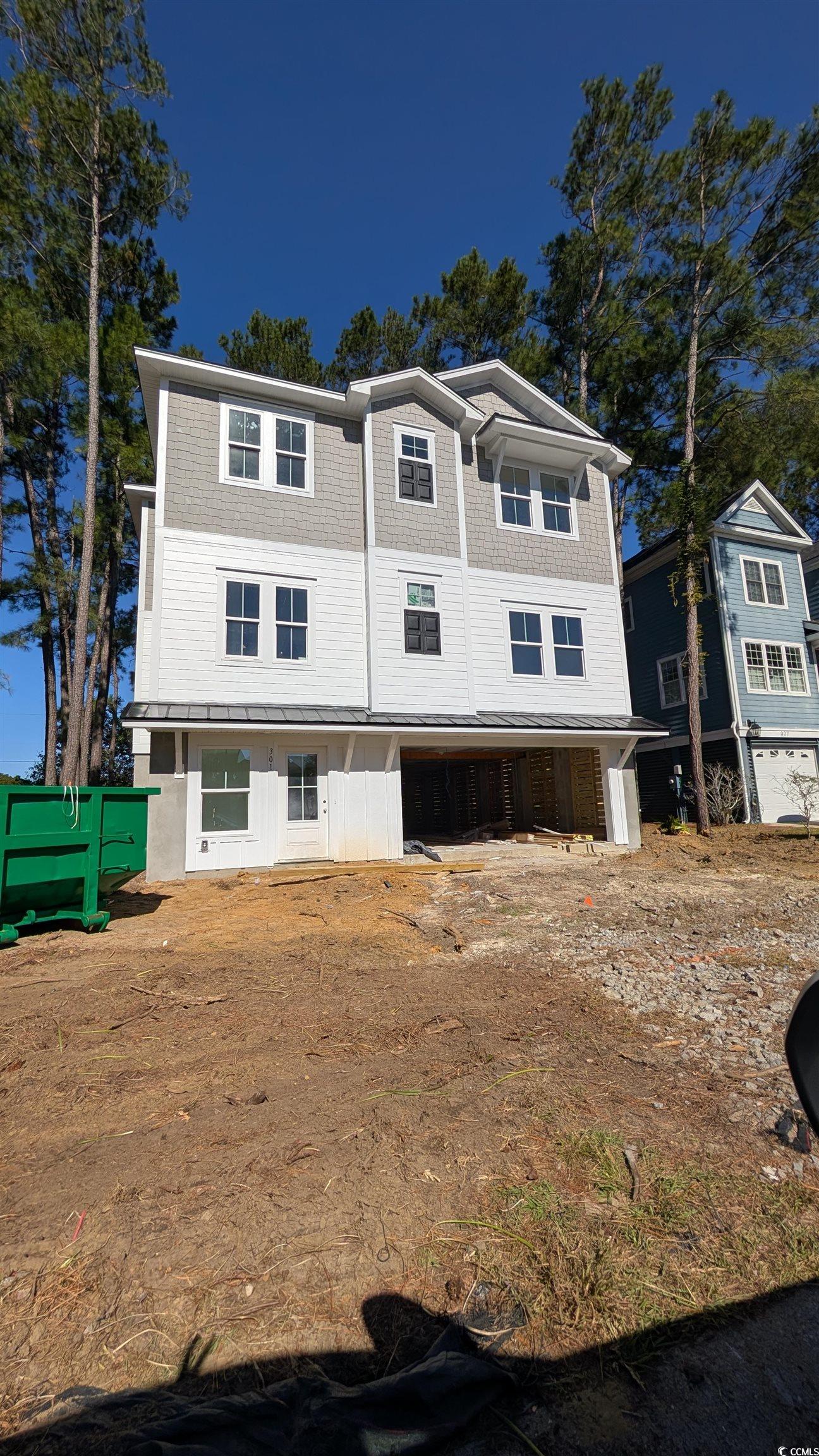 301 Crossing Ct. Property Photo 4