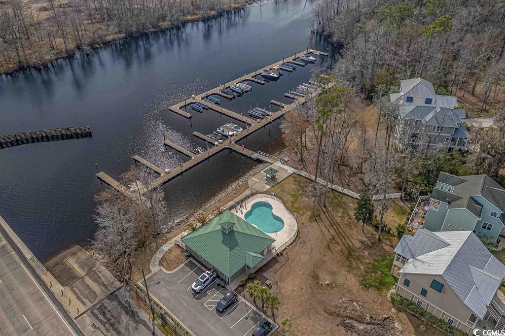 301 Crossing Ct. Property Photo 13