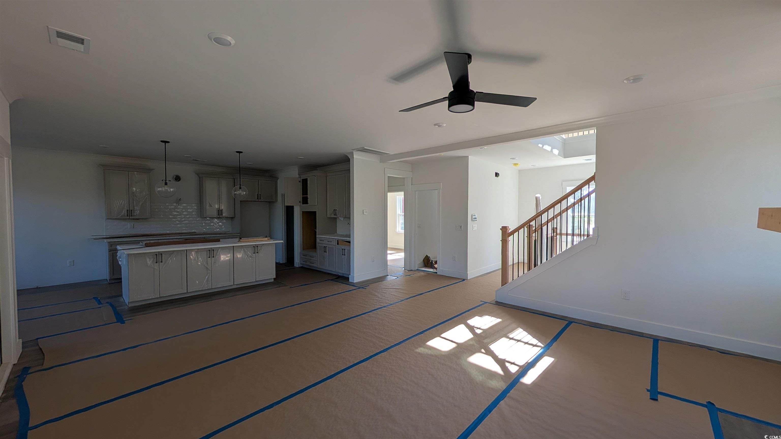 301 Crossing Ct. Property Photo 19