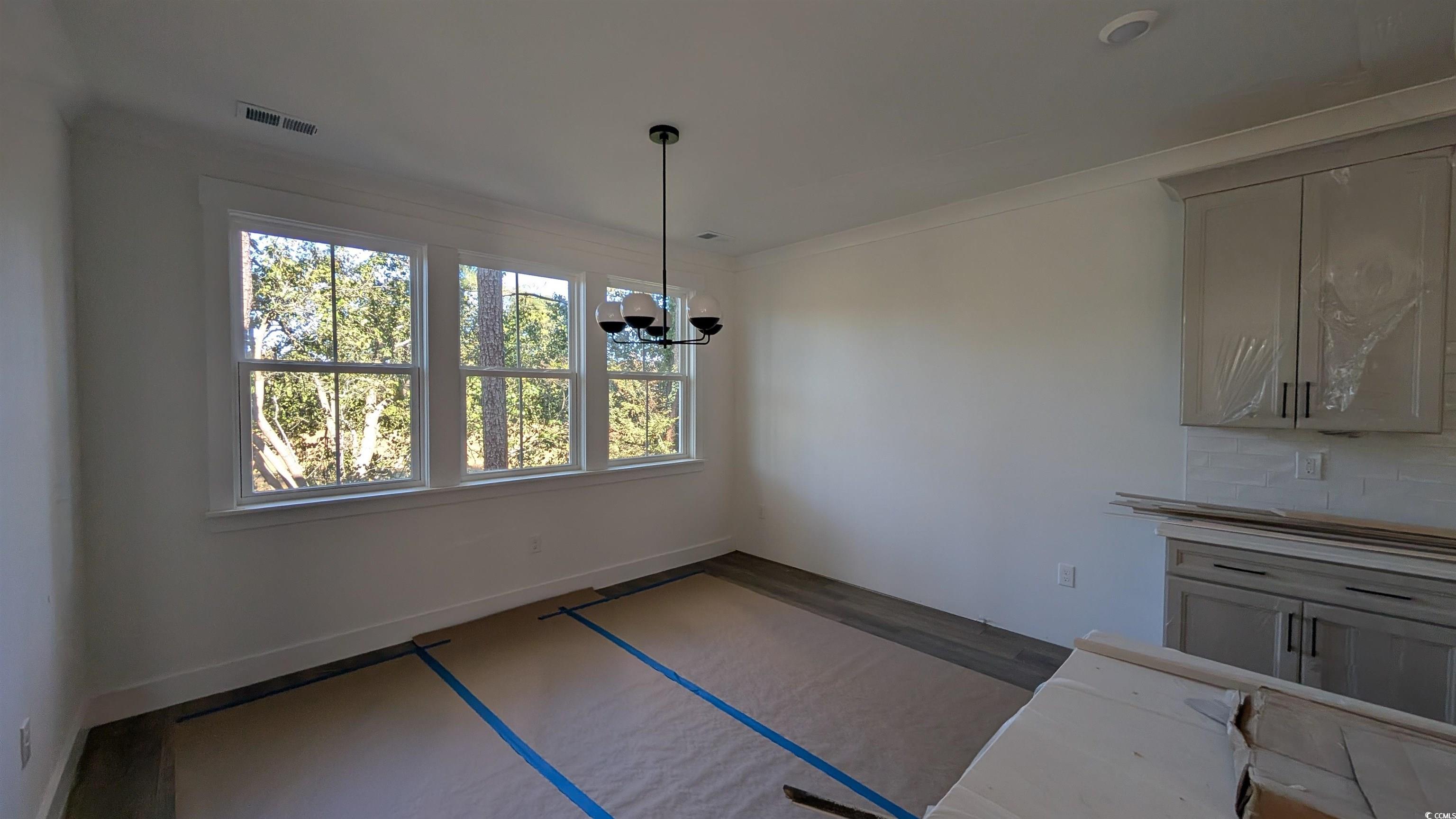 301 Crossing Ct. Property Photo 21