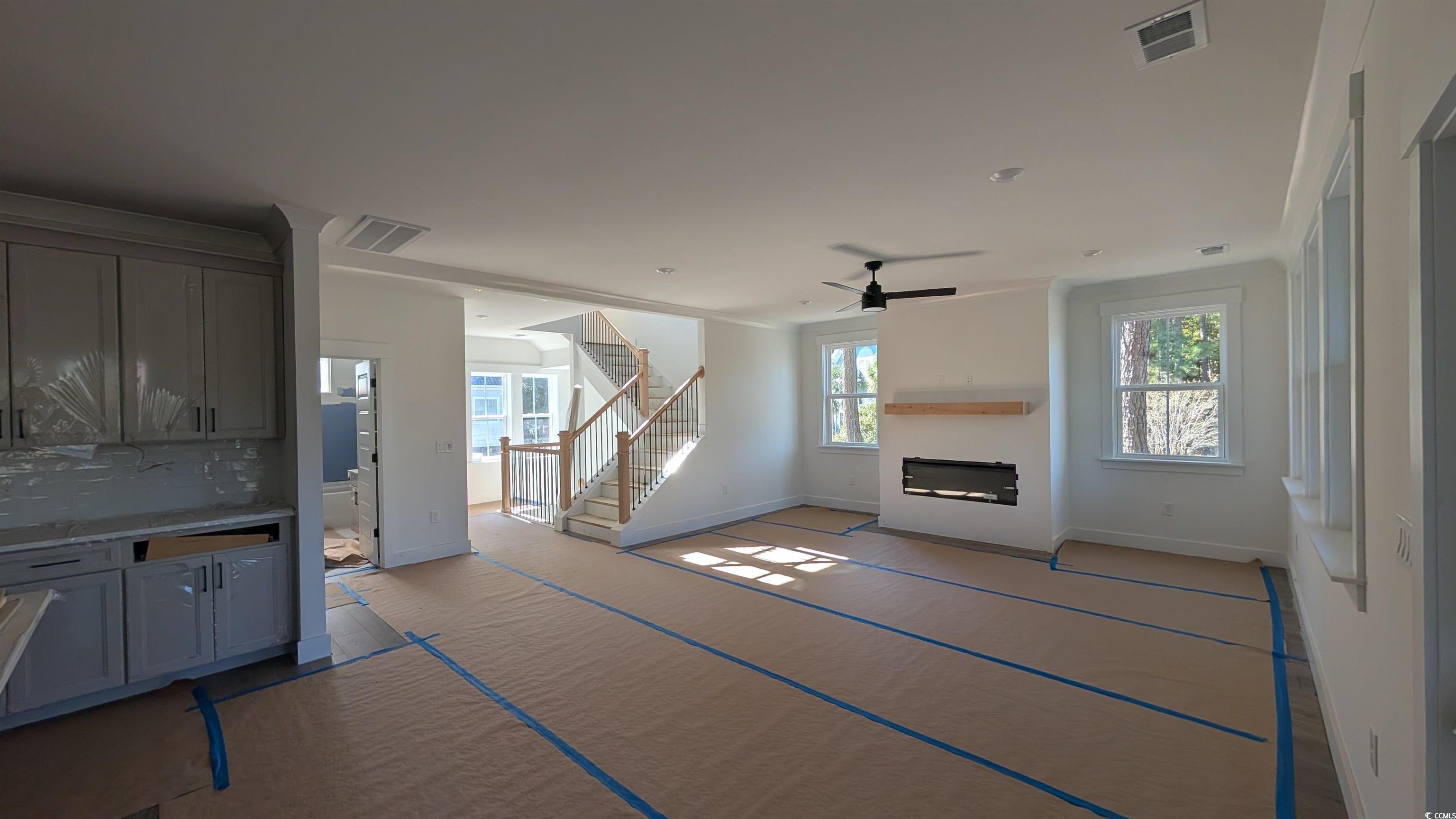 301 Crossing Ct. Property Photo 23