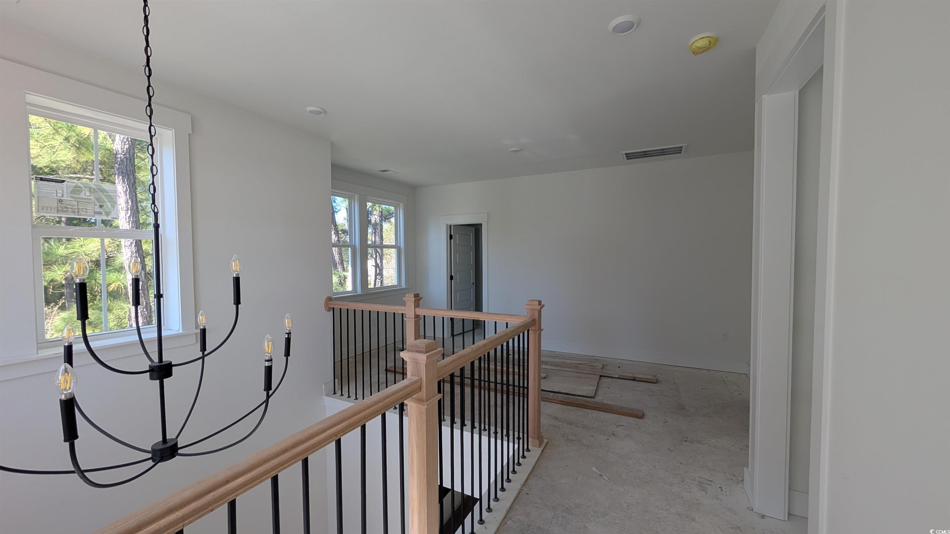 301 Crossing Ct. Property Photo 25