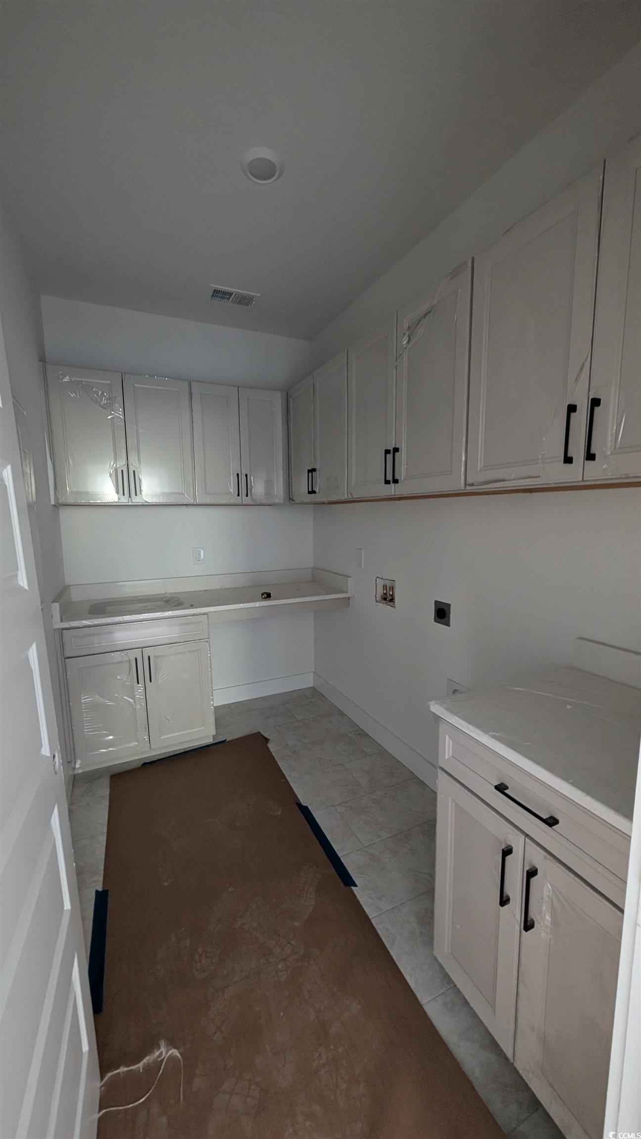 301 Crossing Ct. Property Photo 30