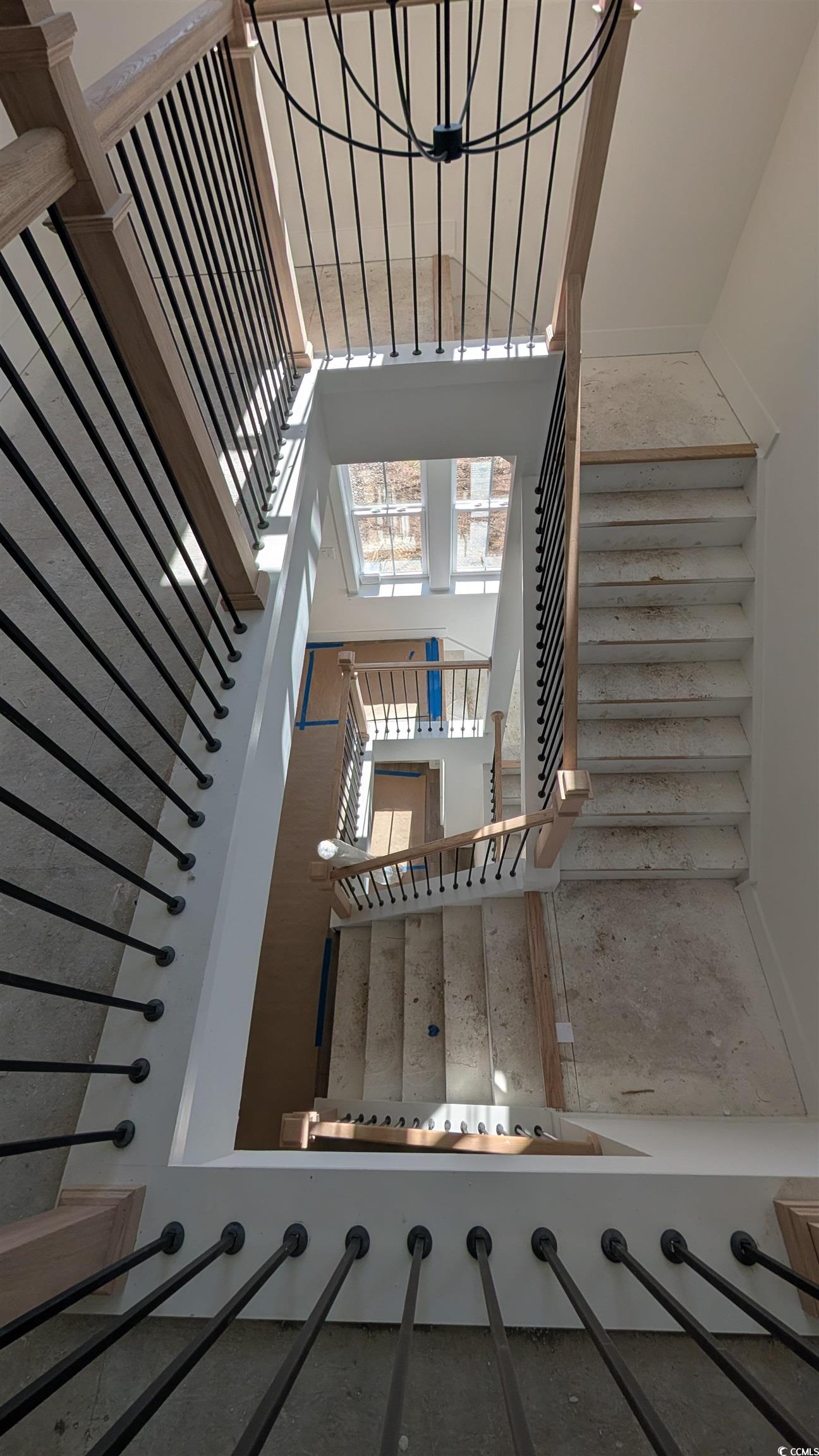 301 Crossing Ct. Property Photo 31