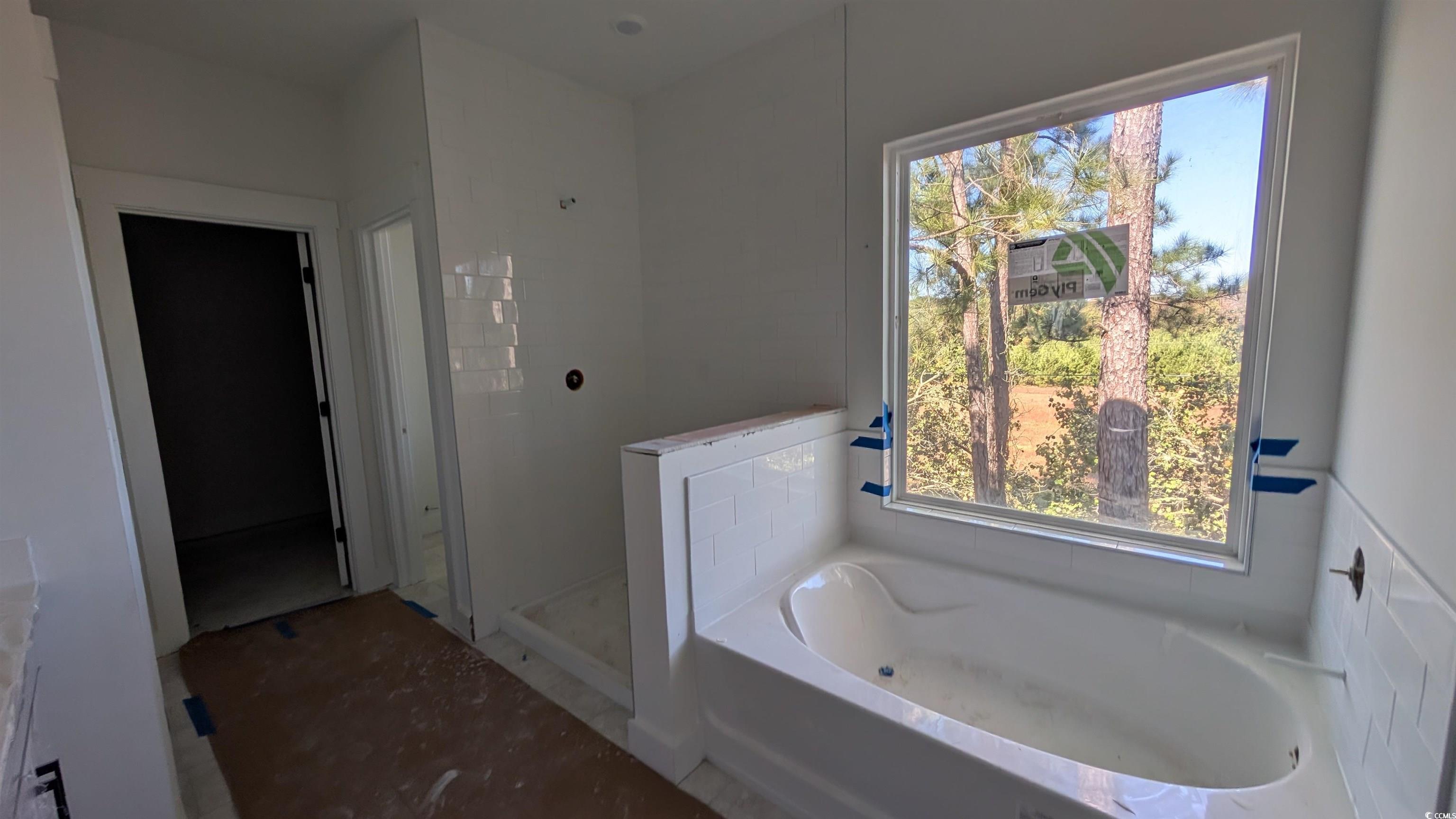 301 Crossing Ct. Property Photo 35