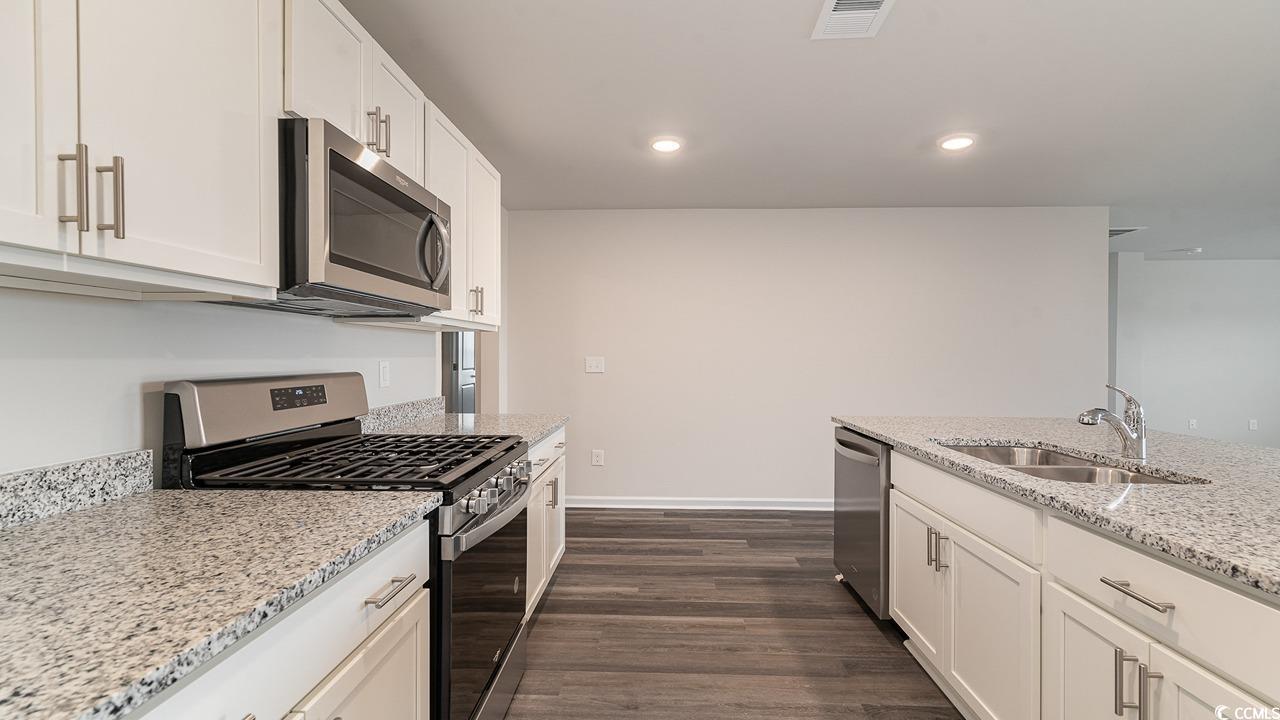 6000 Fuller Ridge Ct Property Photo 9