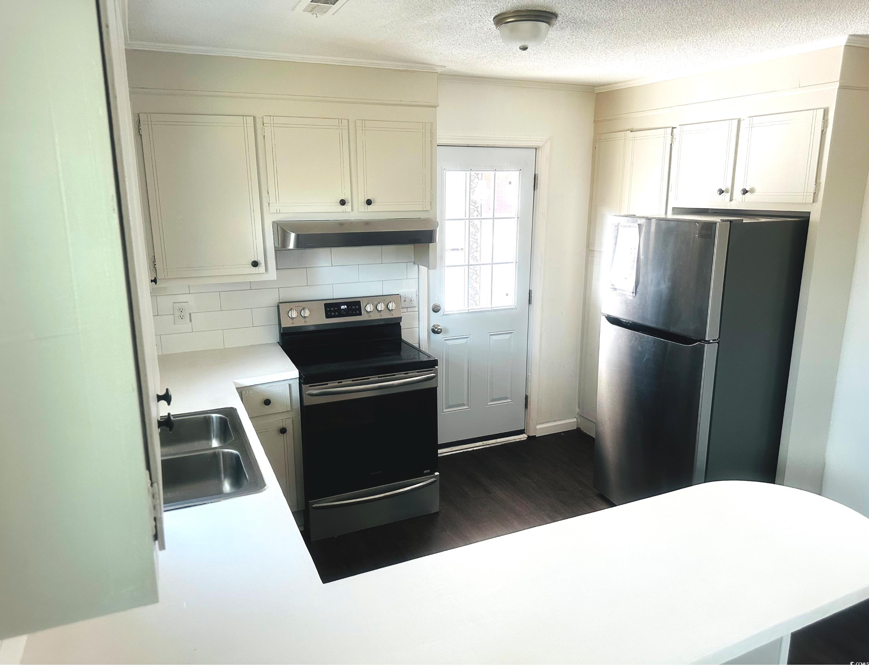 109 S Maple Ave. Property Photo 4