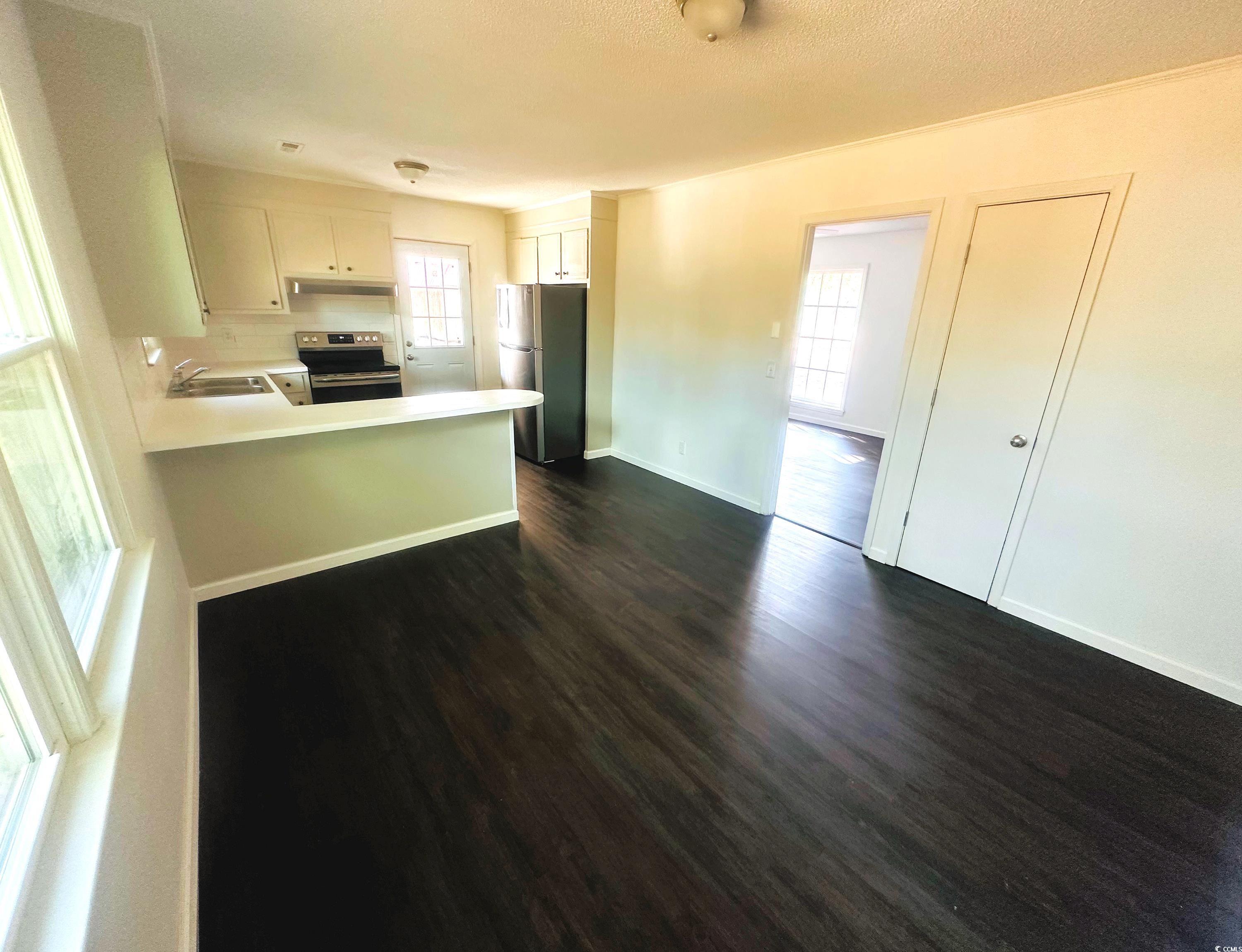 109 S Maple Ave. Property Photo 5