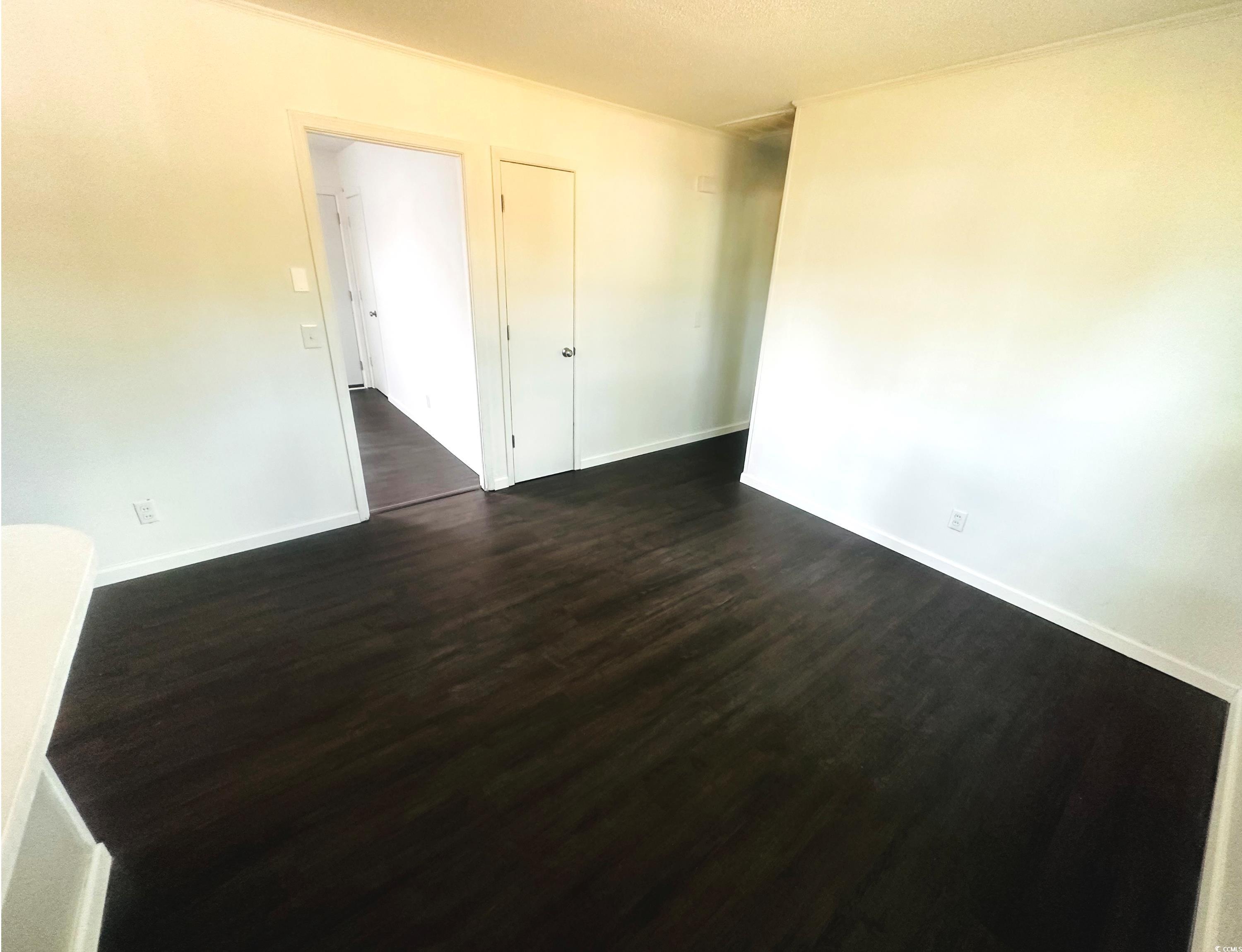 109 S Maple Ave. Property Photo 6