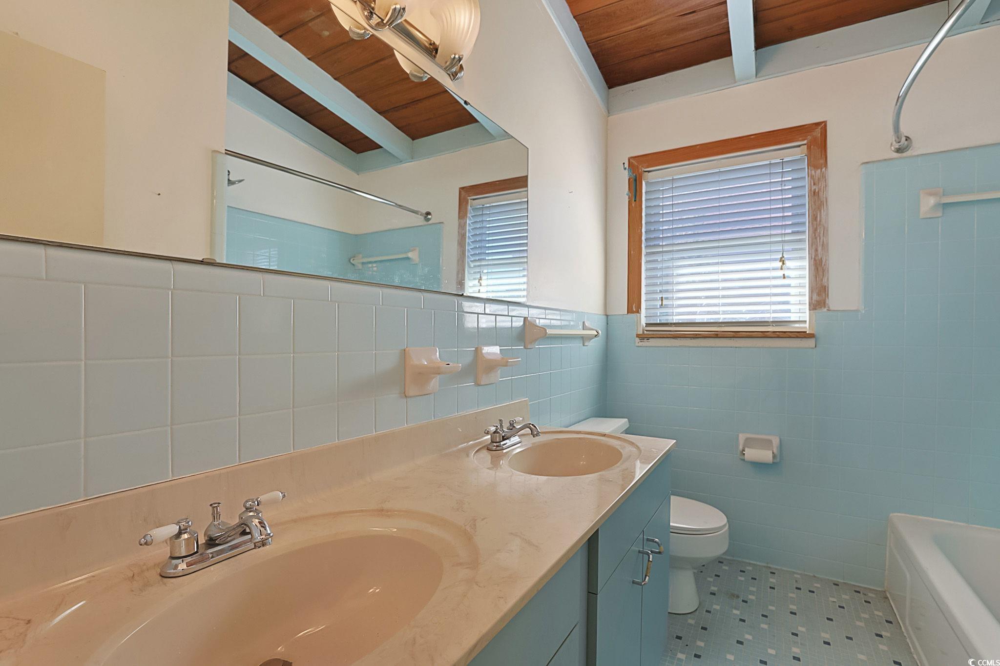 5008 S Ocean Blvd. Property Photo 12