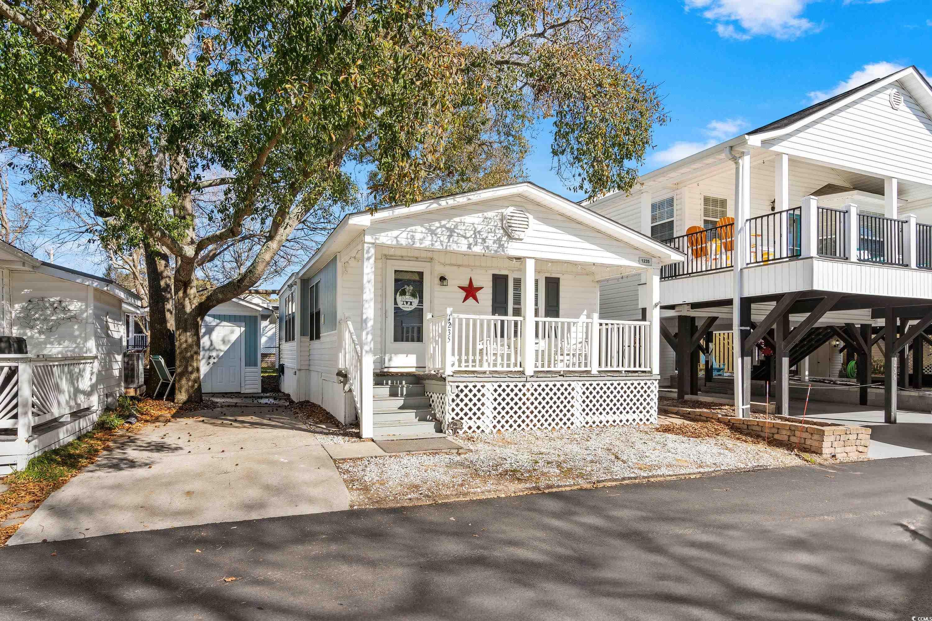 6001-1235 S Kings Highway Property Photo 2
