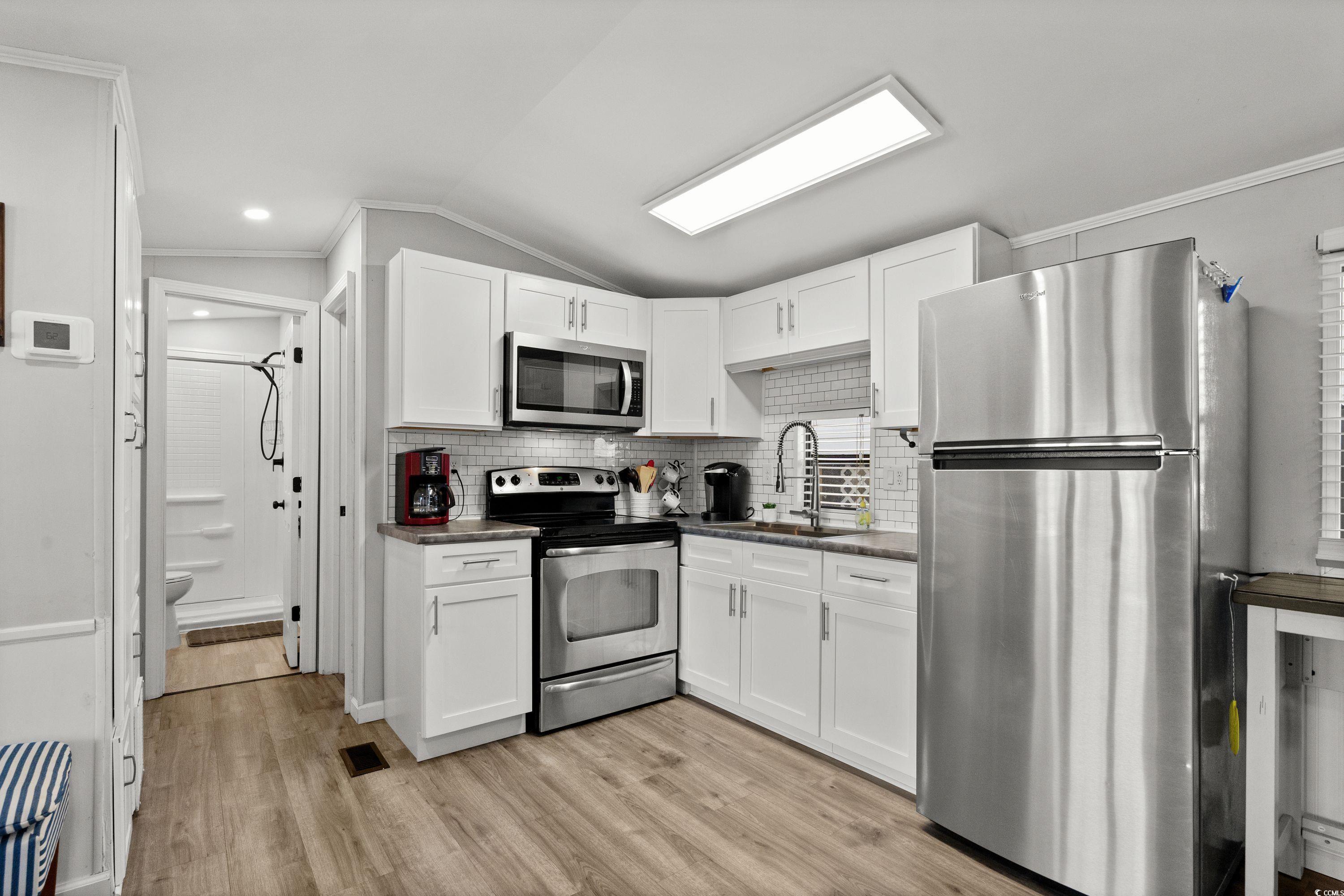 6001-1235 S Kings Highway Property Photo 9