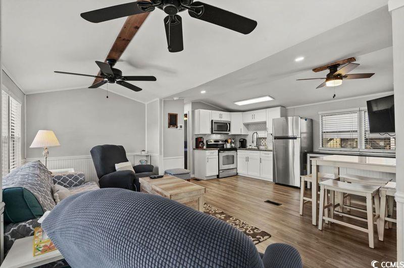 6001-1235 S Kings Highway Property Photo 13
