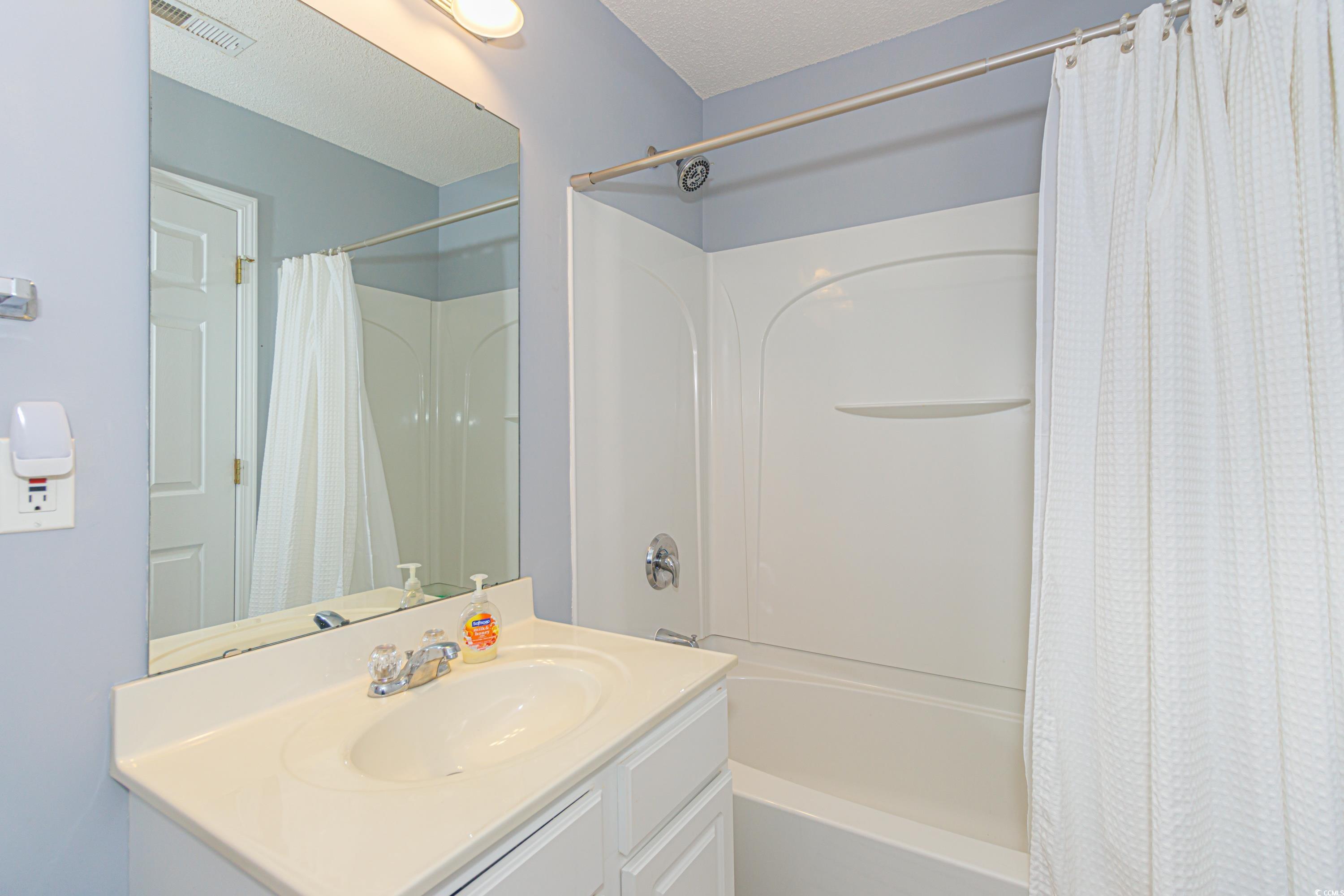 306 River Rock Ln. Property Photo 24