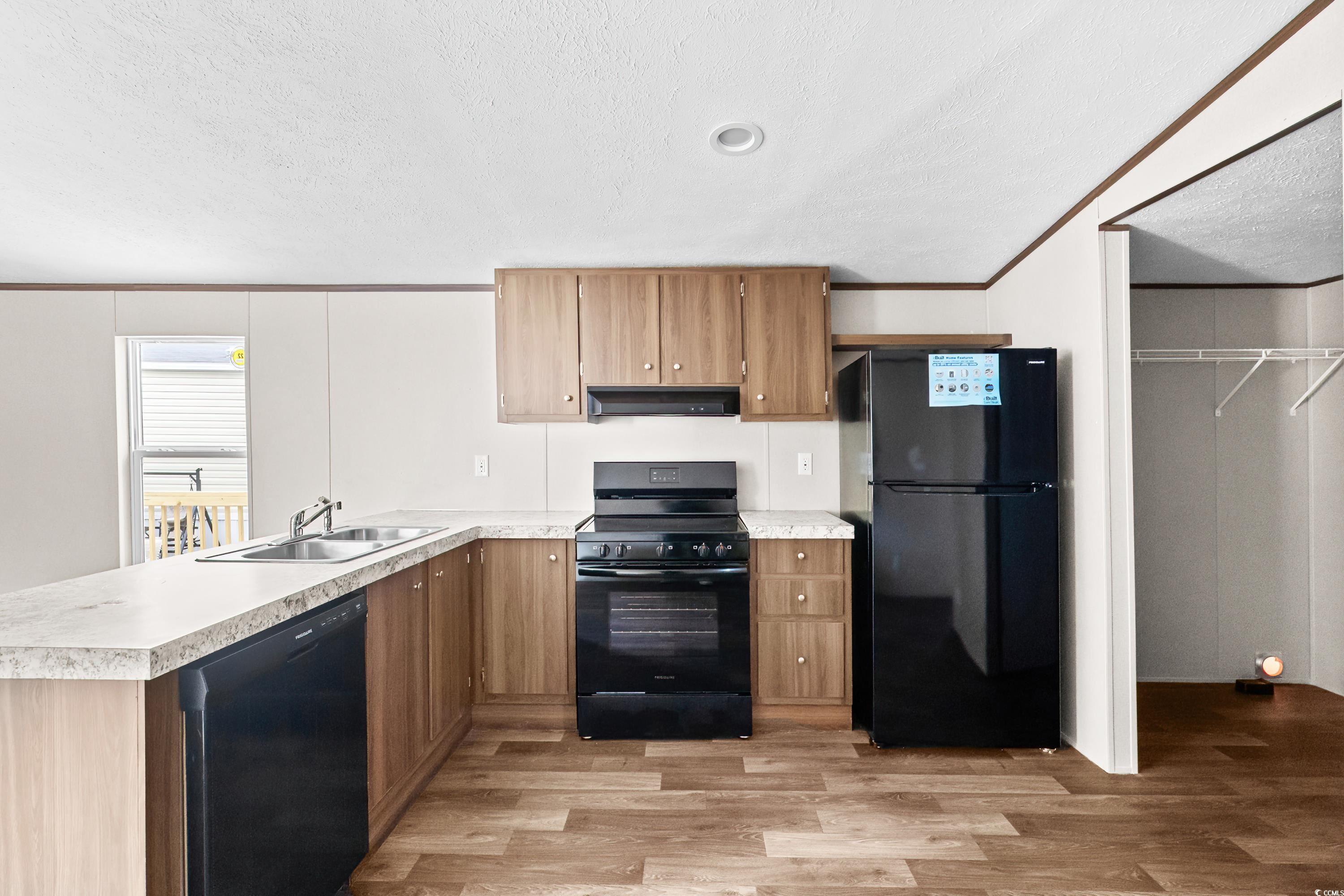 540 Key Largo Ave. Property Photo 4
