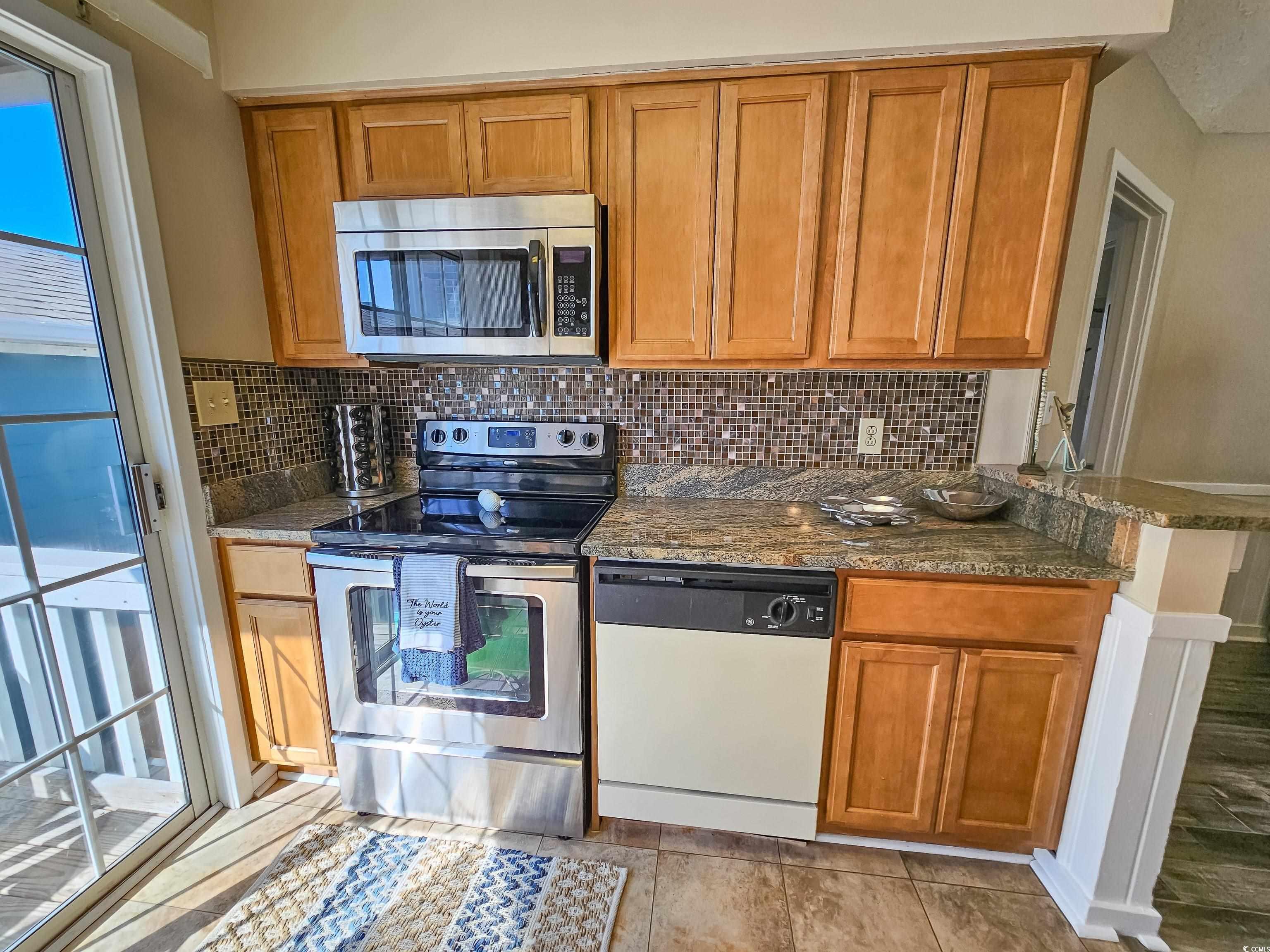 299 Lake Arrowhead Rd. Property Photo 11