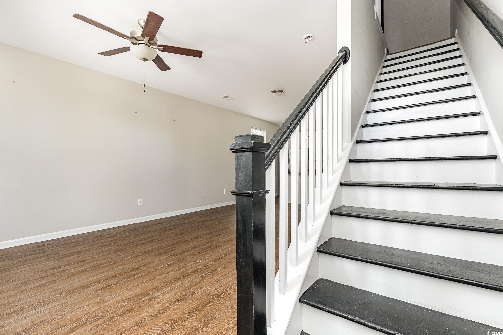3525 Bristol Ln. Property Photo 4