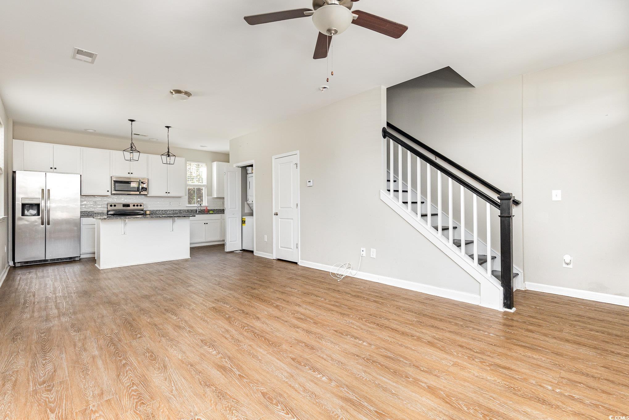 3525 Bristol Ln. Property Photo 5