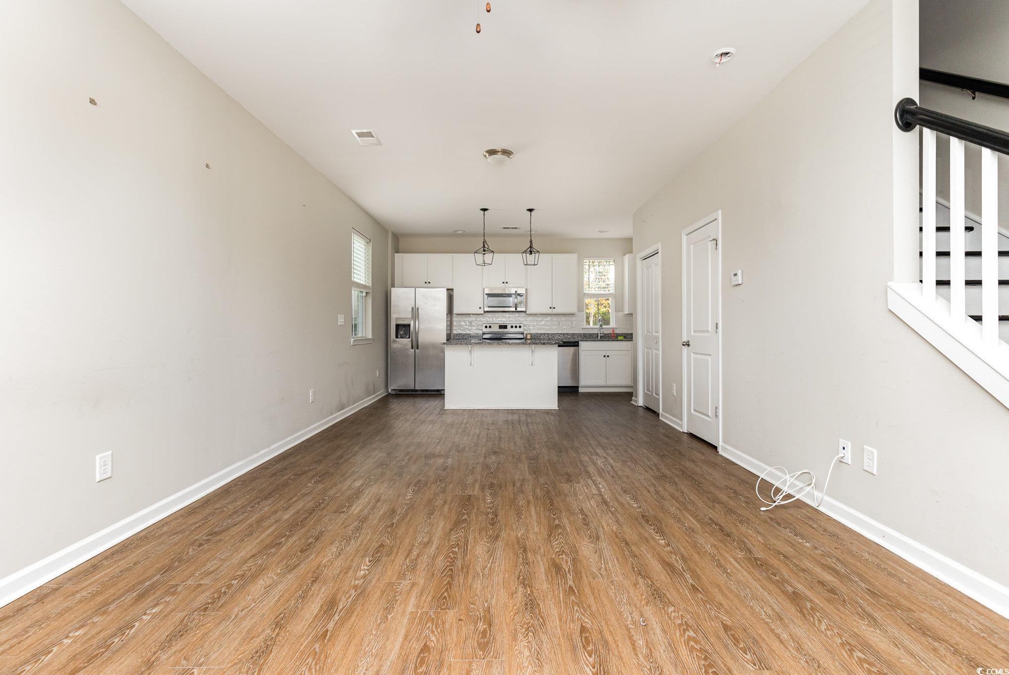 3525 Bristol Ln. Property Photo 6