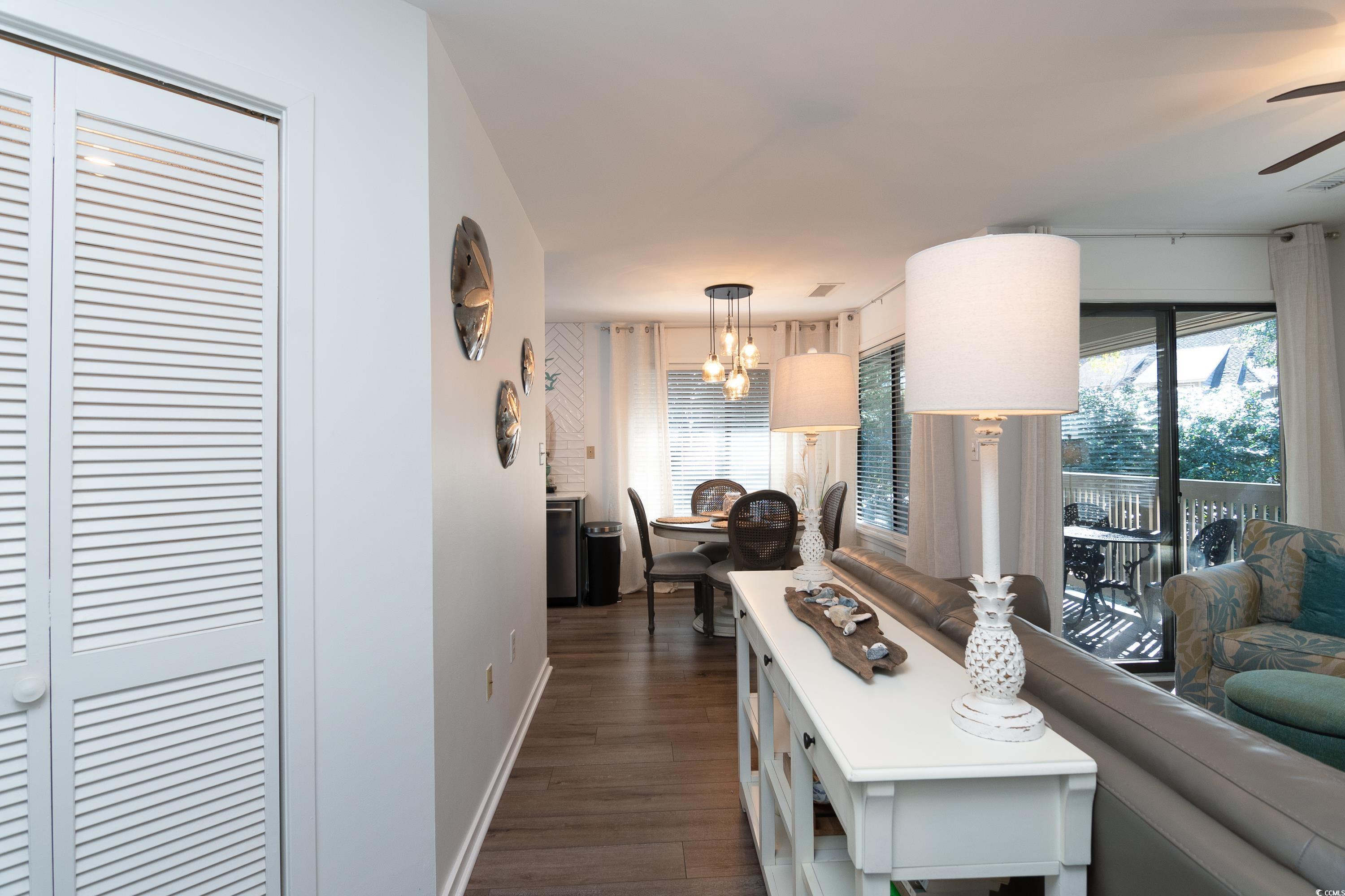 306 Westbury Ct. Property Photo 17