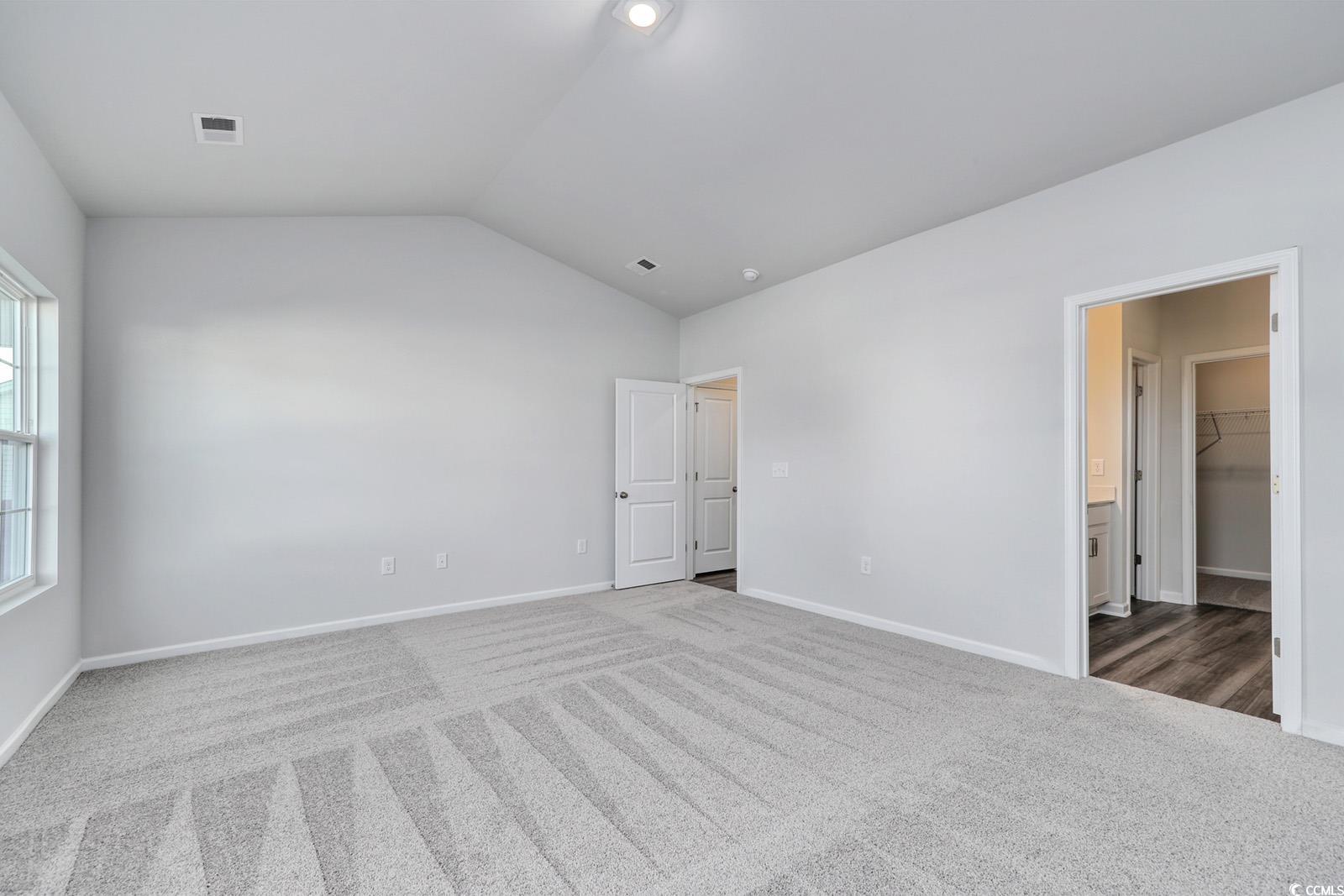 808 St. Albans Loop Property Photo 17