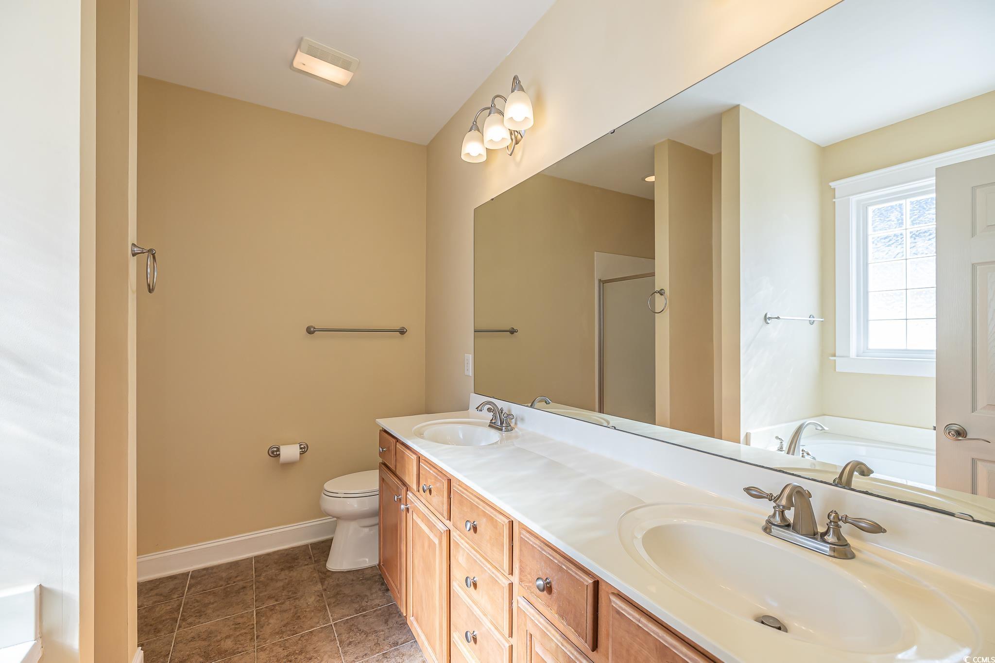 217 Appian Way Property Photo 18