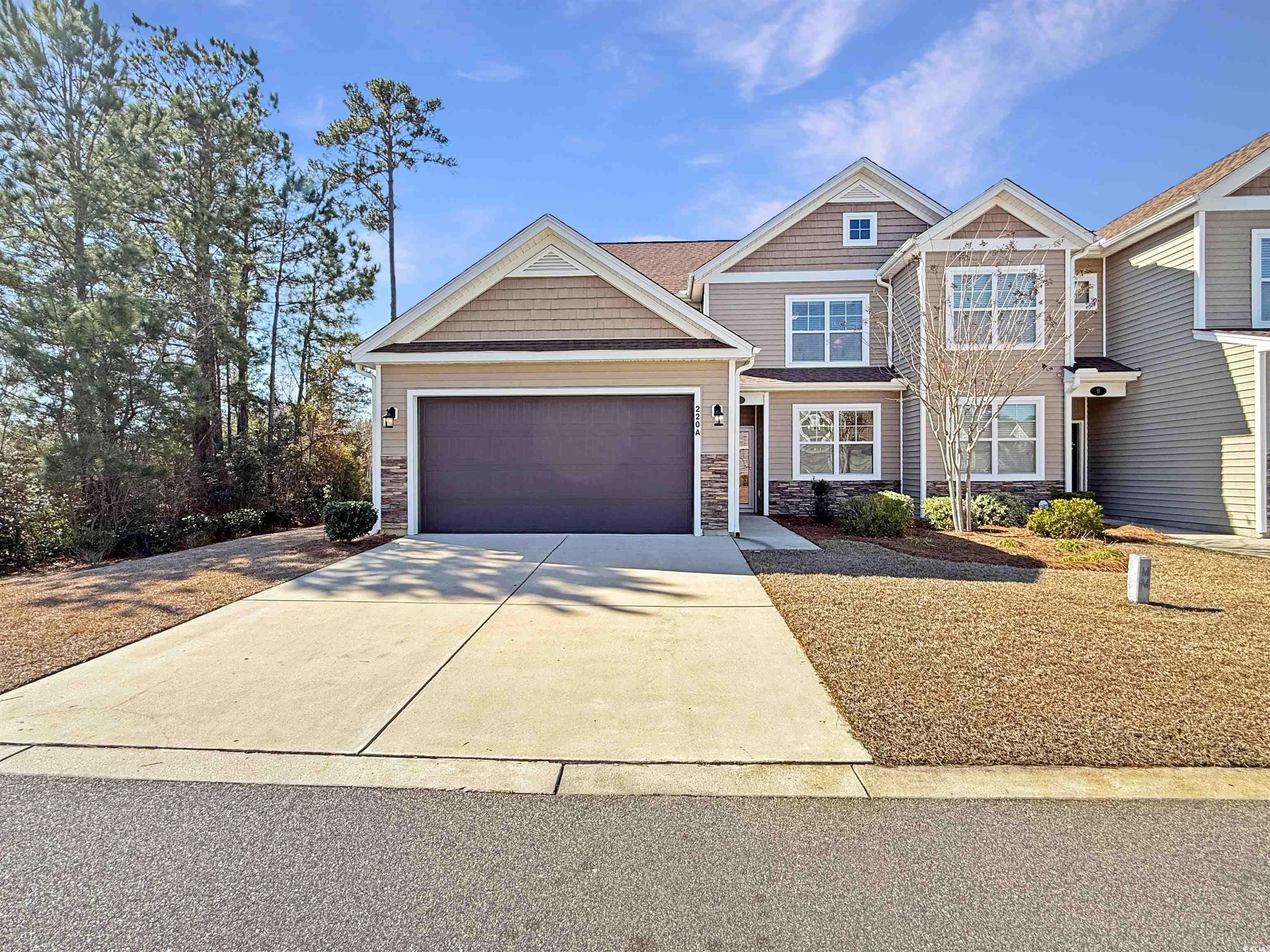 220 Machrie Loop Property Photo 2