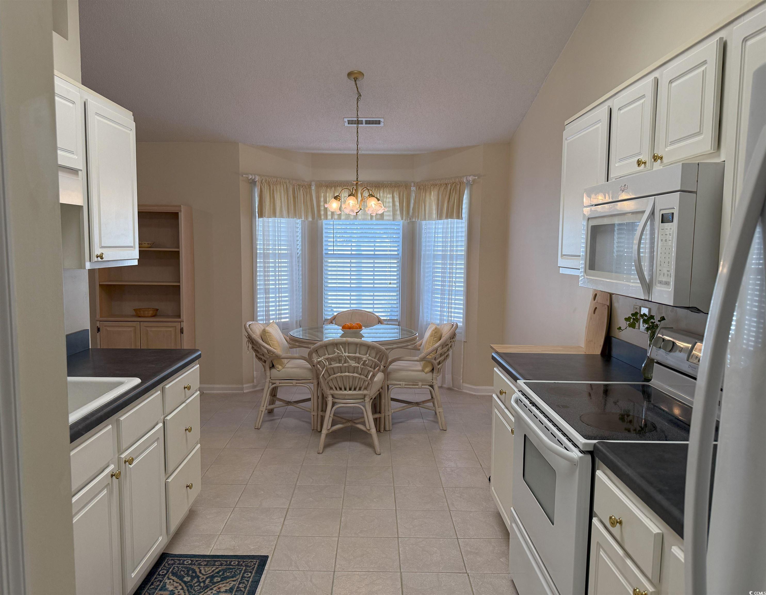 179 Wiltshire Ct. Property Photo 7