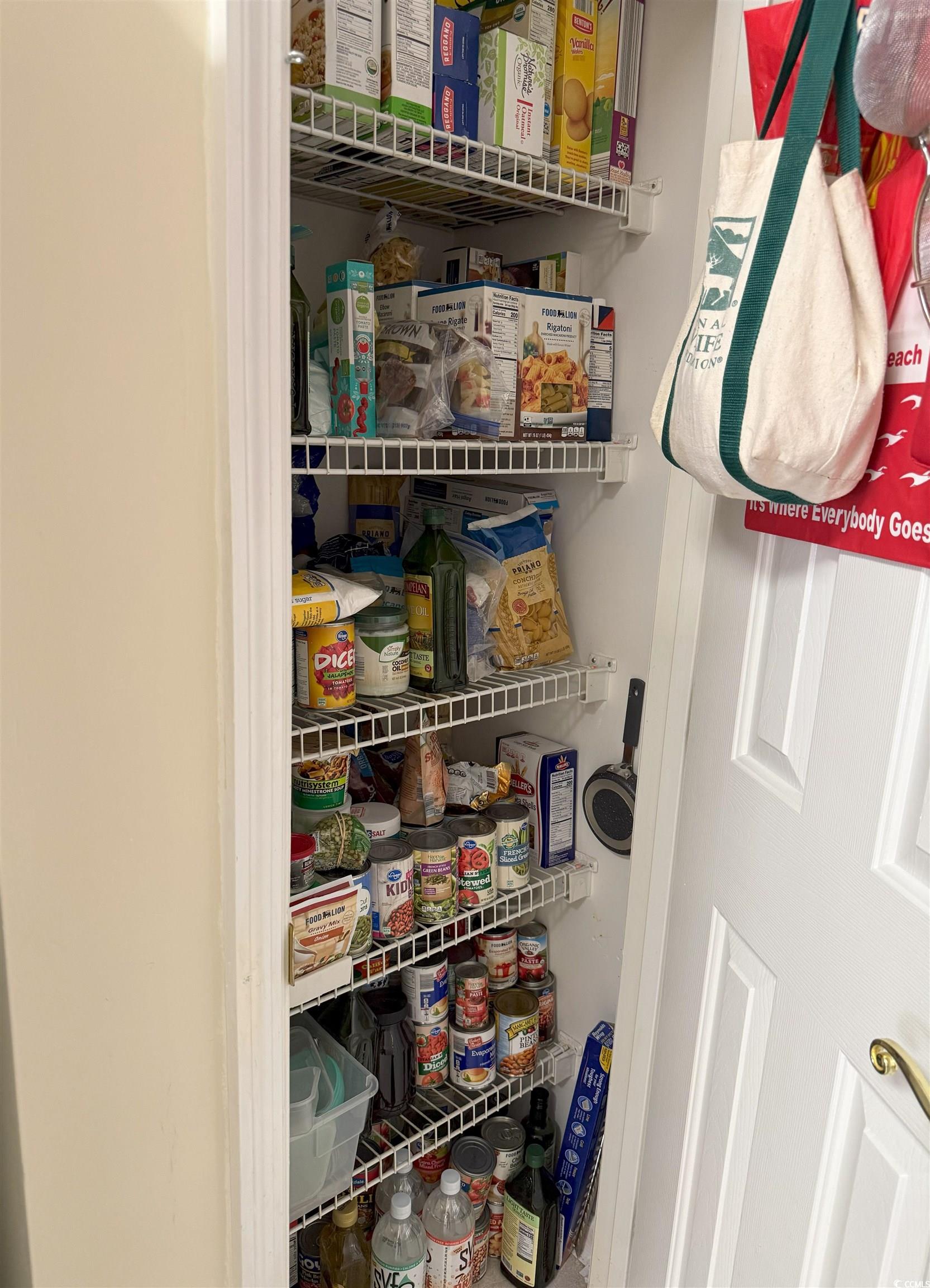 179 Wiltshire Ct. Property Photo 9