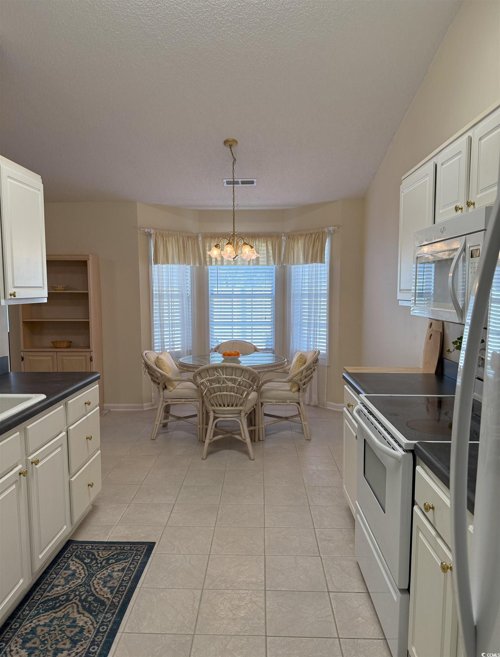 179 Wiltshire Ct. Property Photo 14
