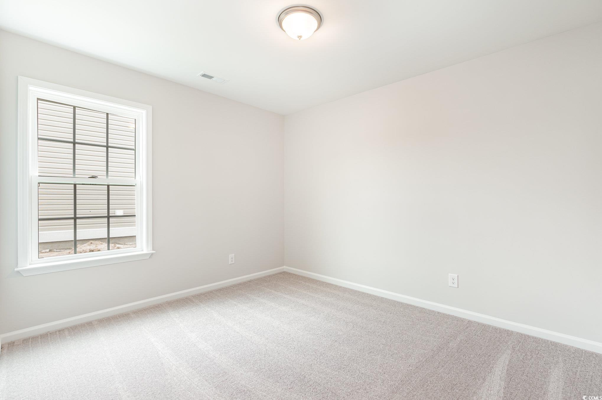 622 Lightwood Dr. Property Photo 6