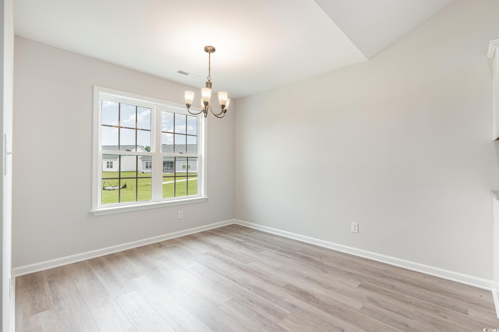 622 Lightwood Dr. Property Photo 13