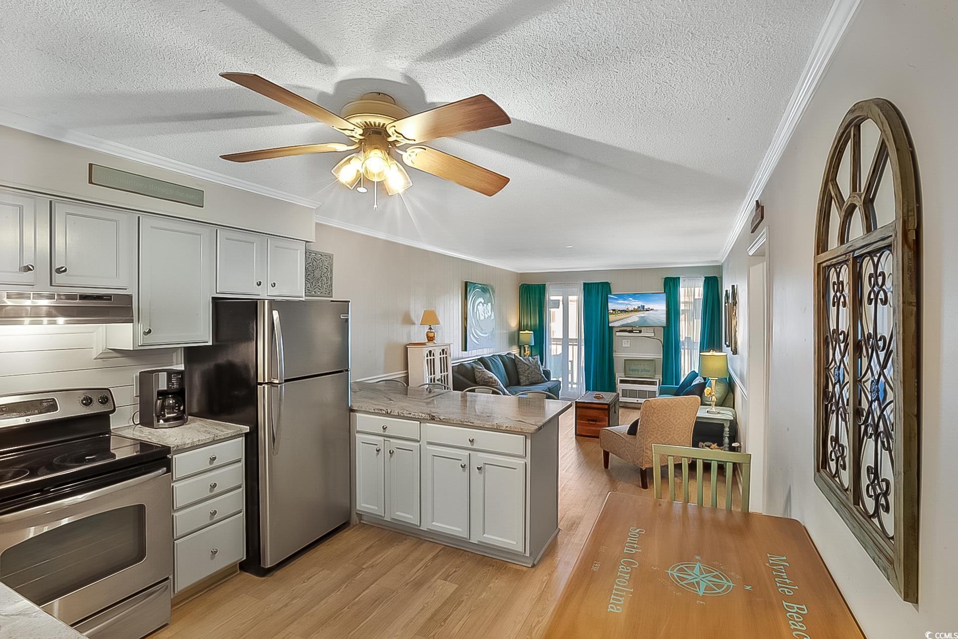 9520 Shore Dr. Property Photo 12
