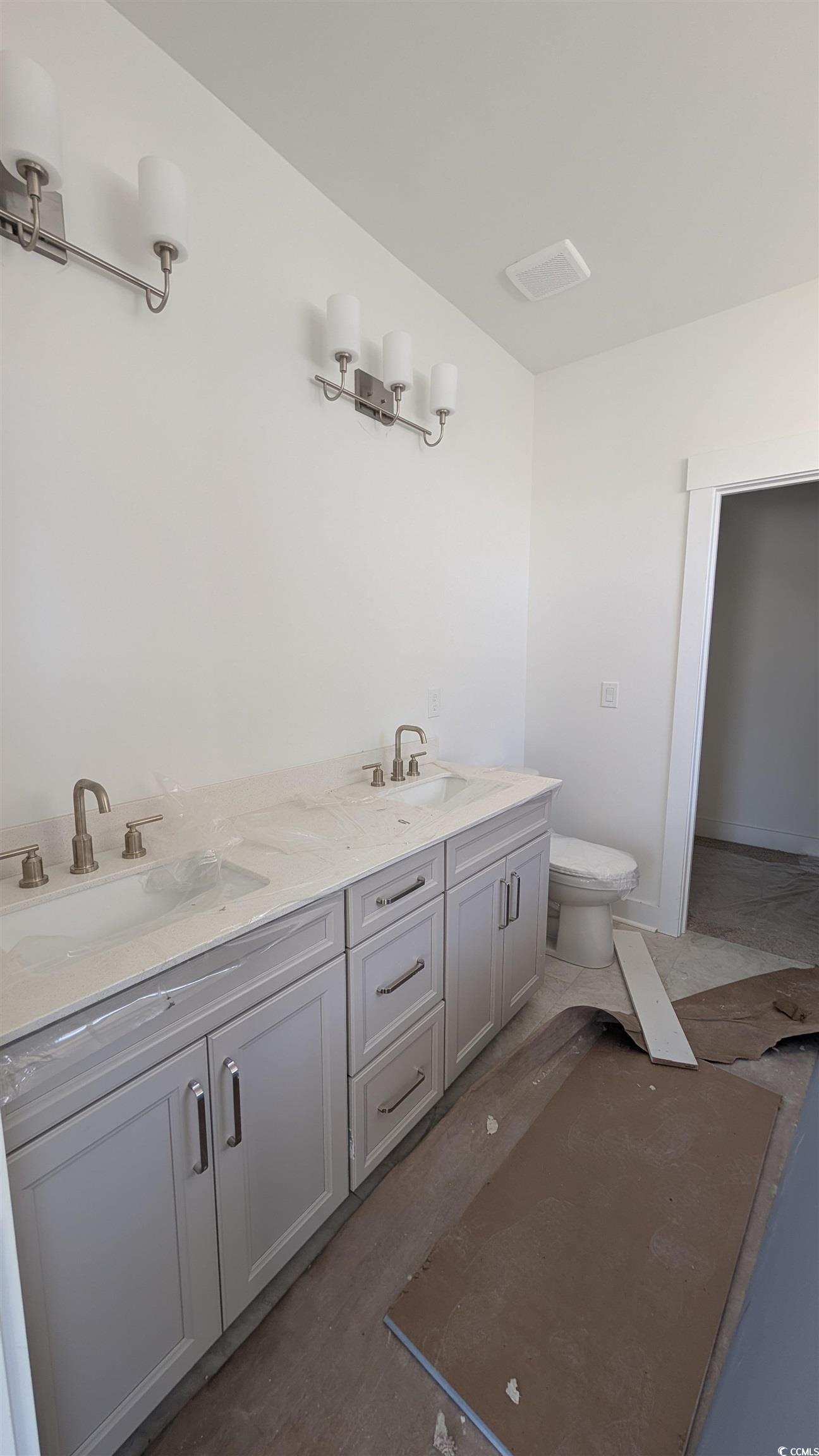 413 West Palms Dr. Property Photo 31