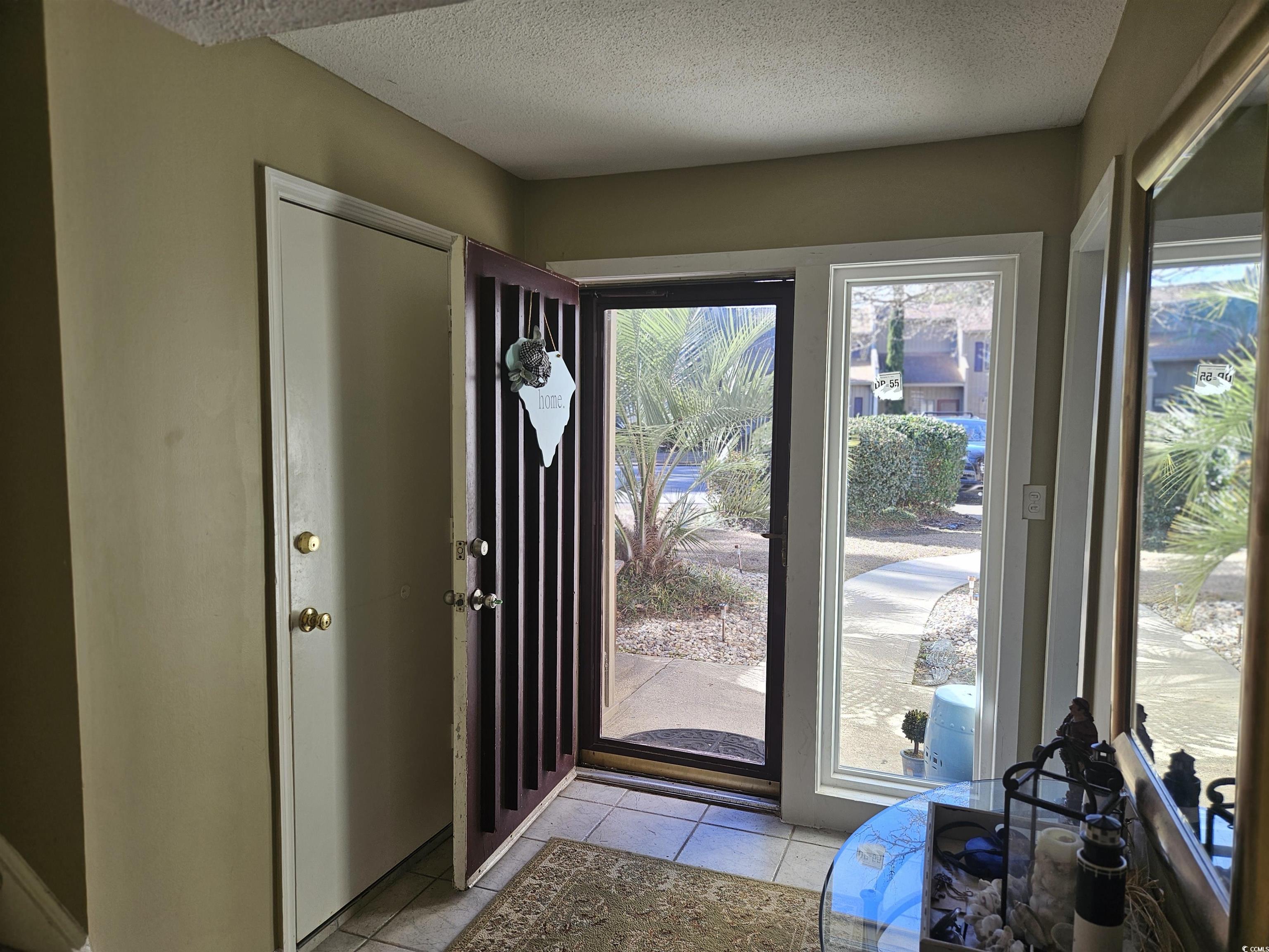 800 Egret Circle Property Photo 3