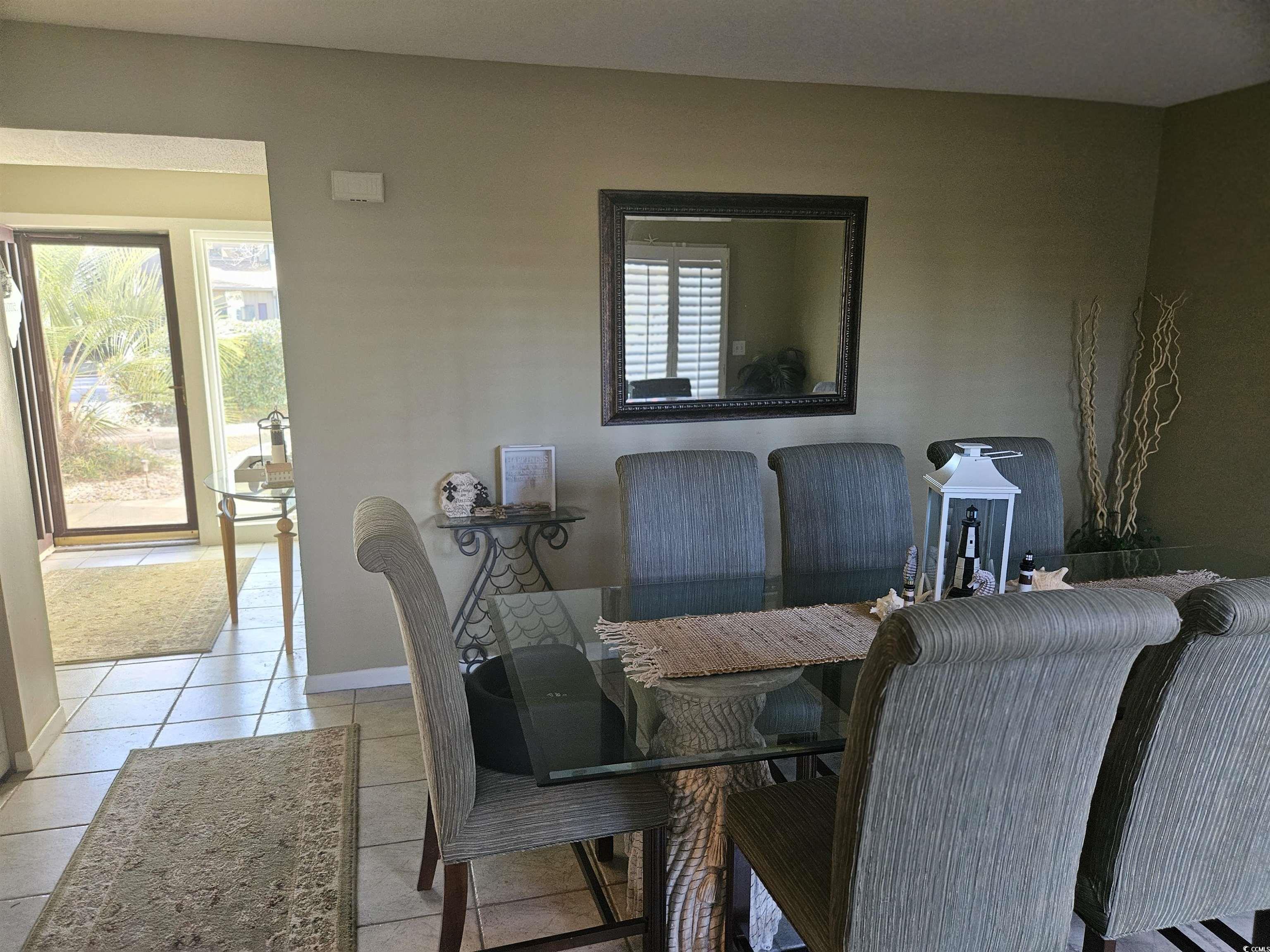 800 Egret Circle Property Photo 5