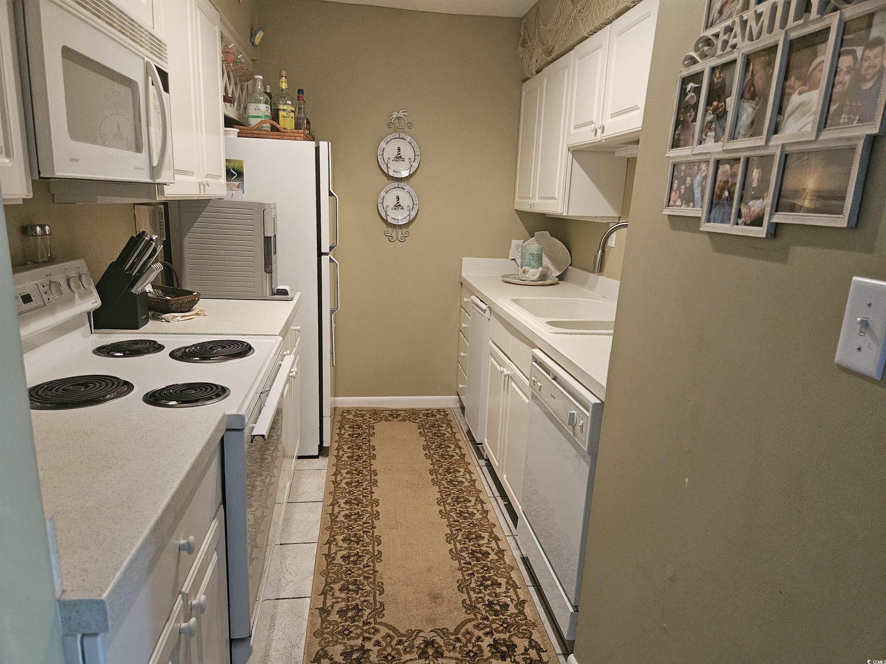 800 Egret Circle Property Photo 8