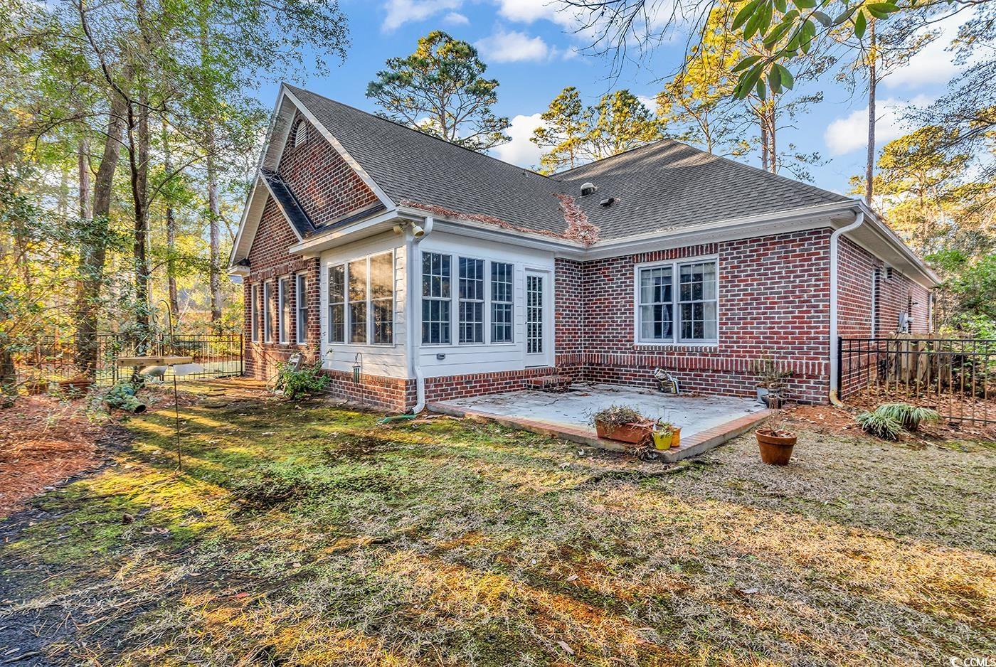 385 Muirfield Dr. Property Photo 4