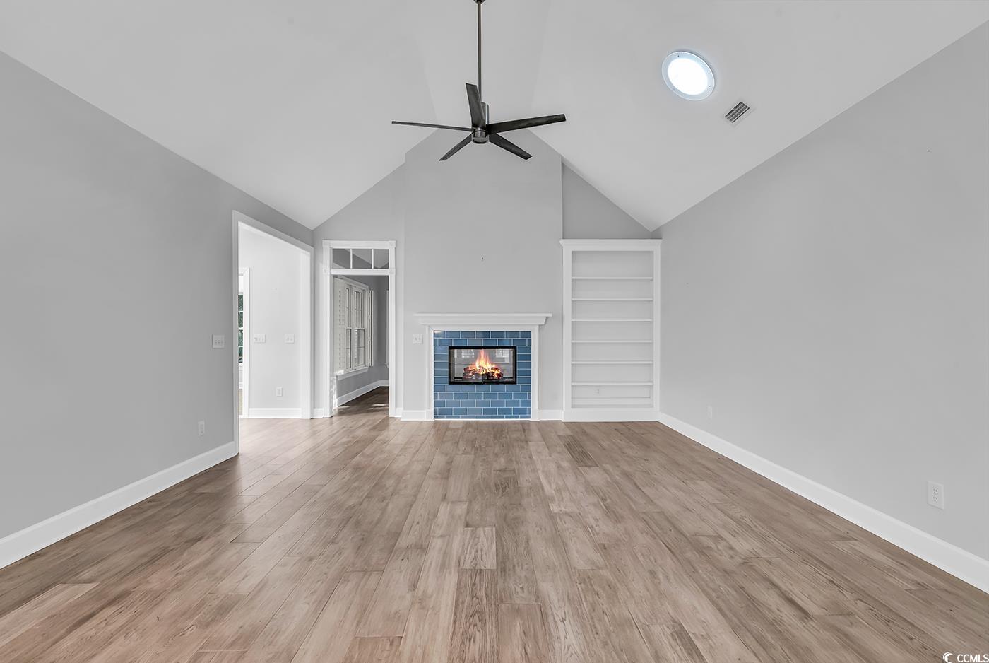 385 Muirfield Dr. Property Photo 5