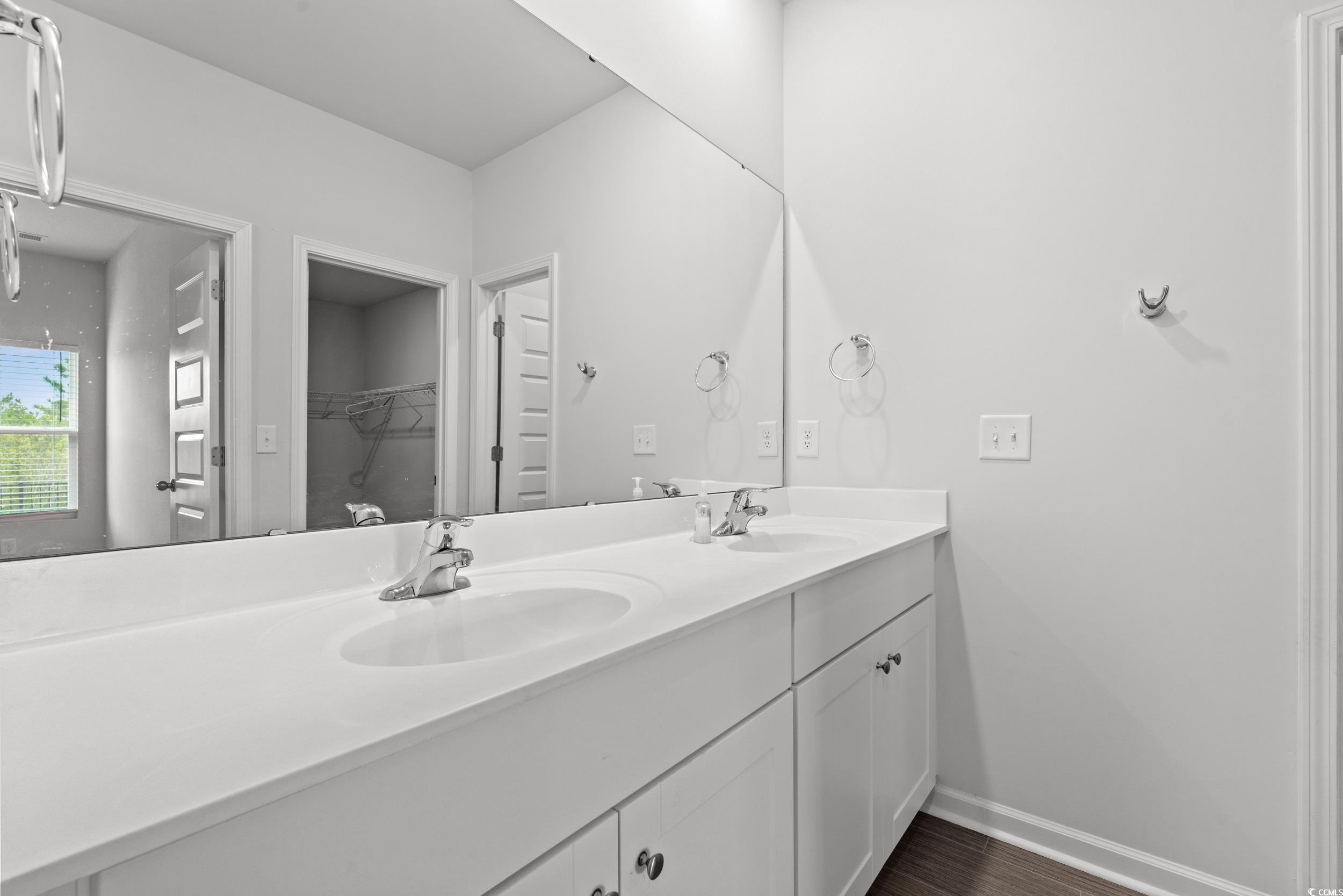 144 Rutland Ct. Property Photo 12