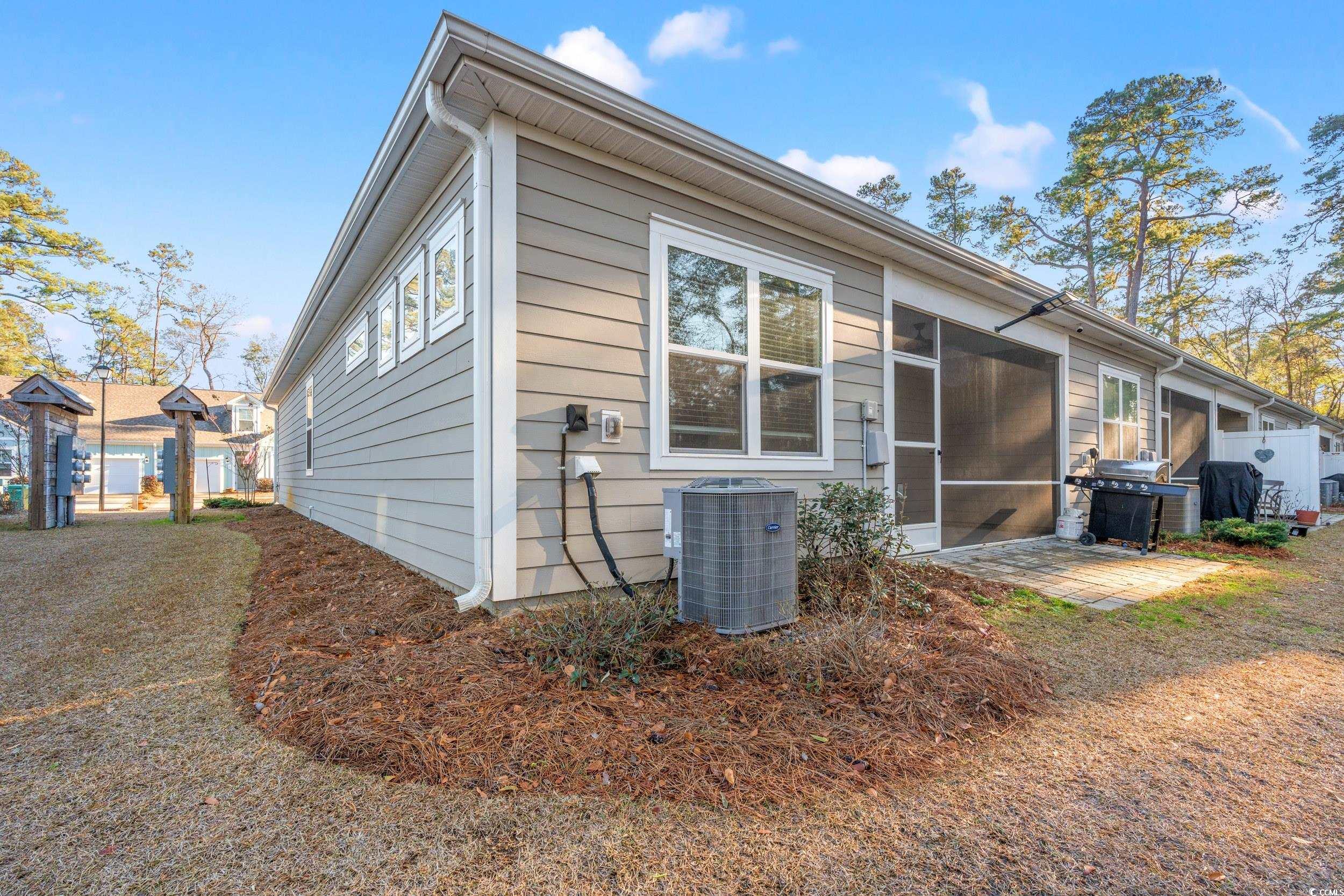 144 Vineyard Place Property Photo 4